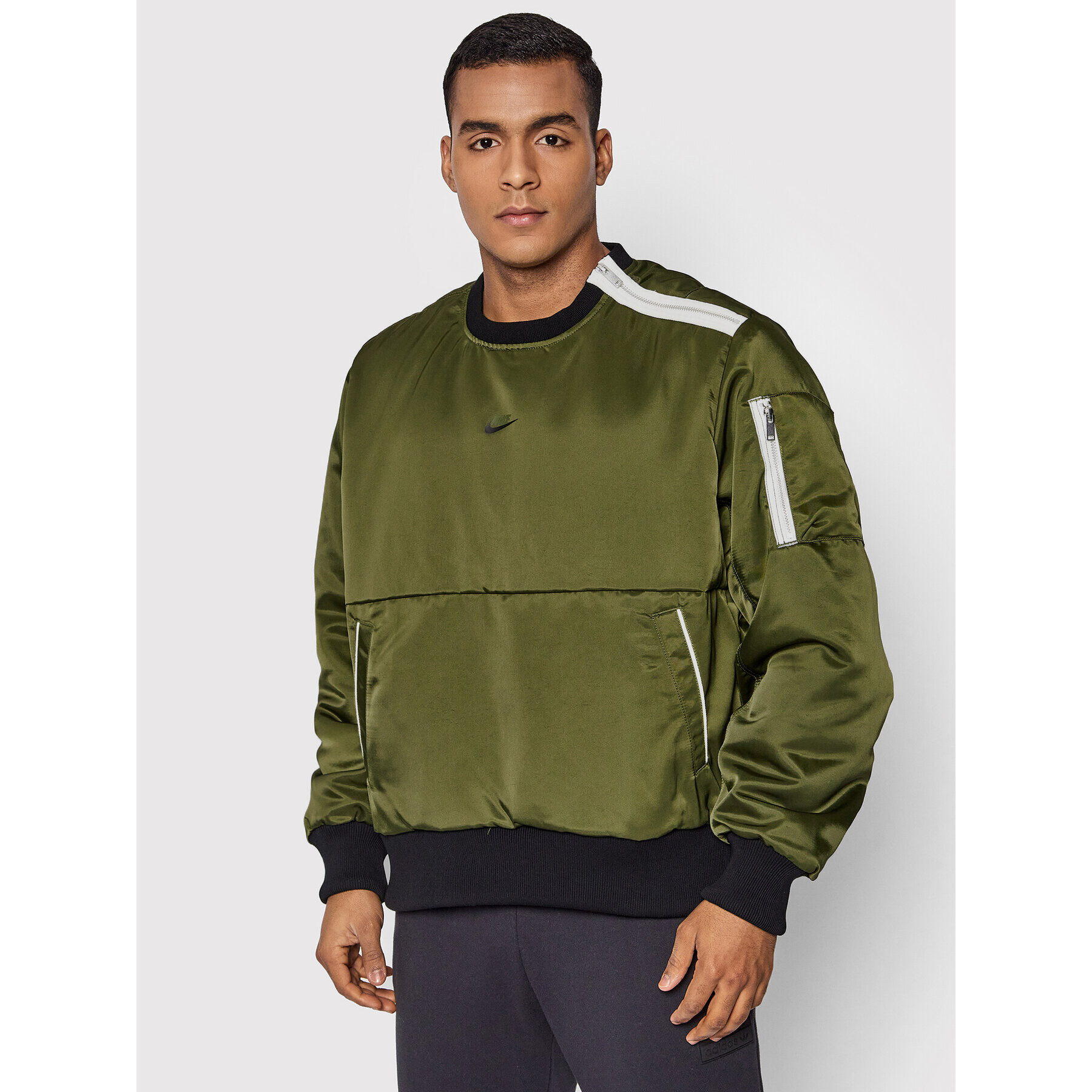 Nike Анорак Sportswear Style Essentials+ DD5007 Зелен Regular Fit - Pepit.bg