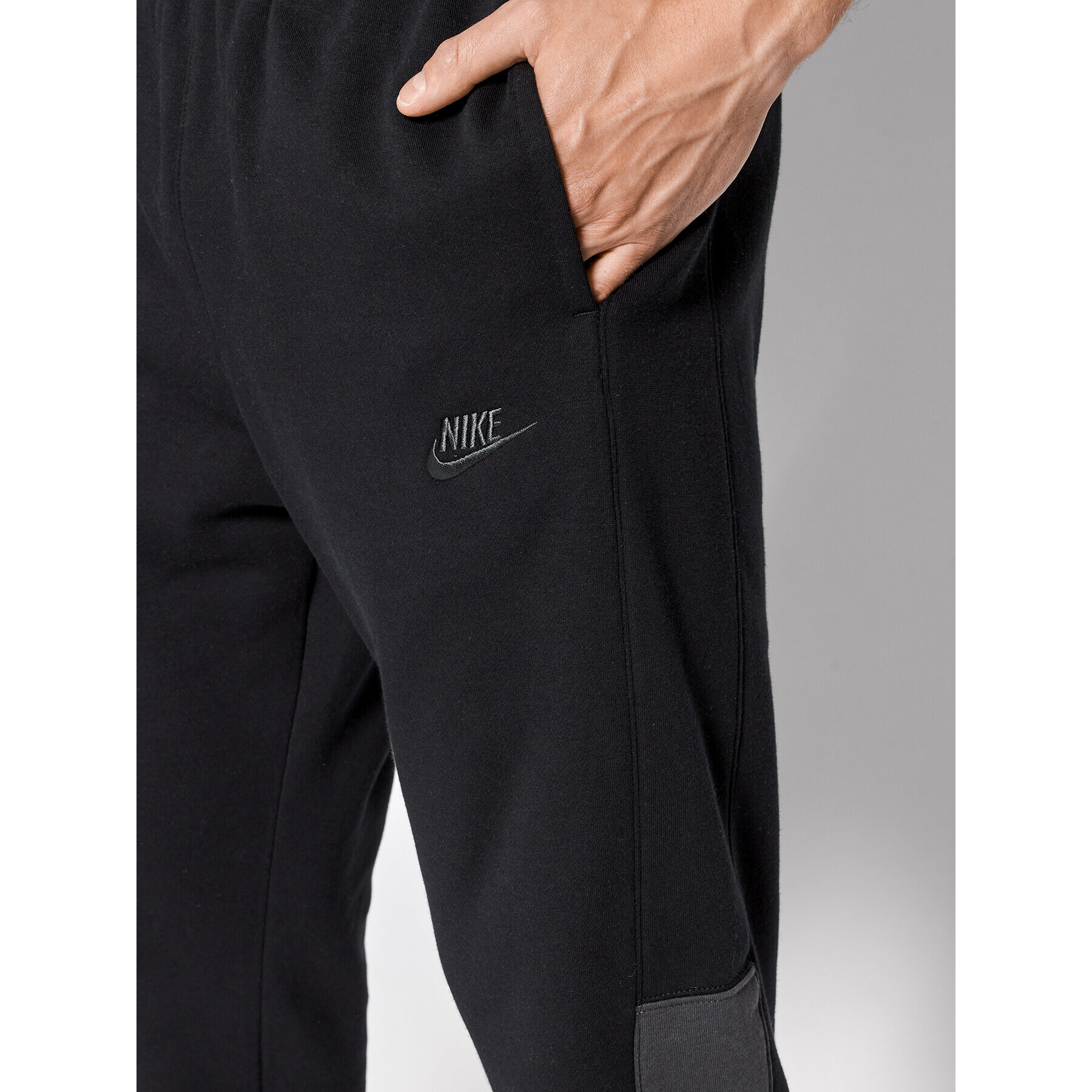 Nike Анцуг Sportswear DM6836 Черен Regular Fit - Pepit.bg