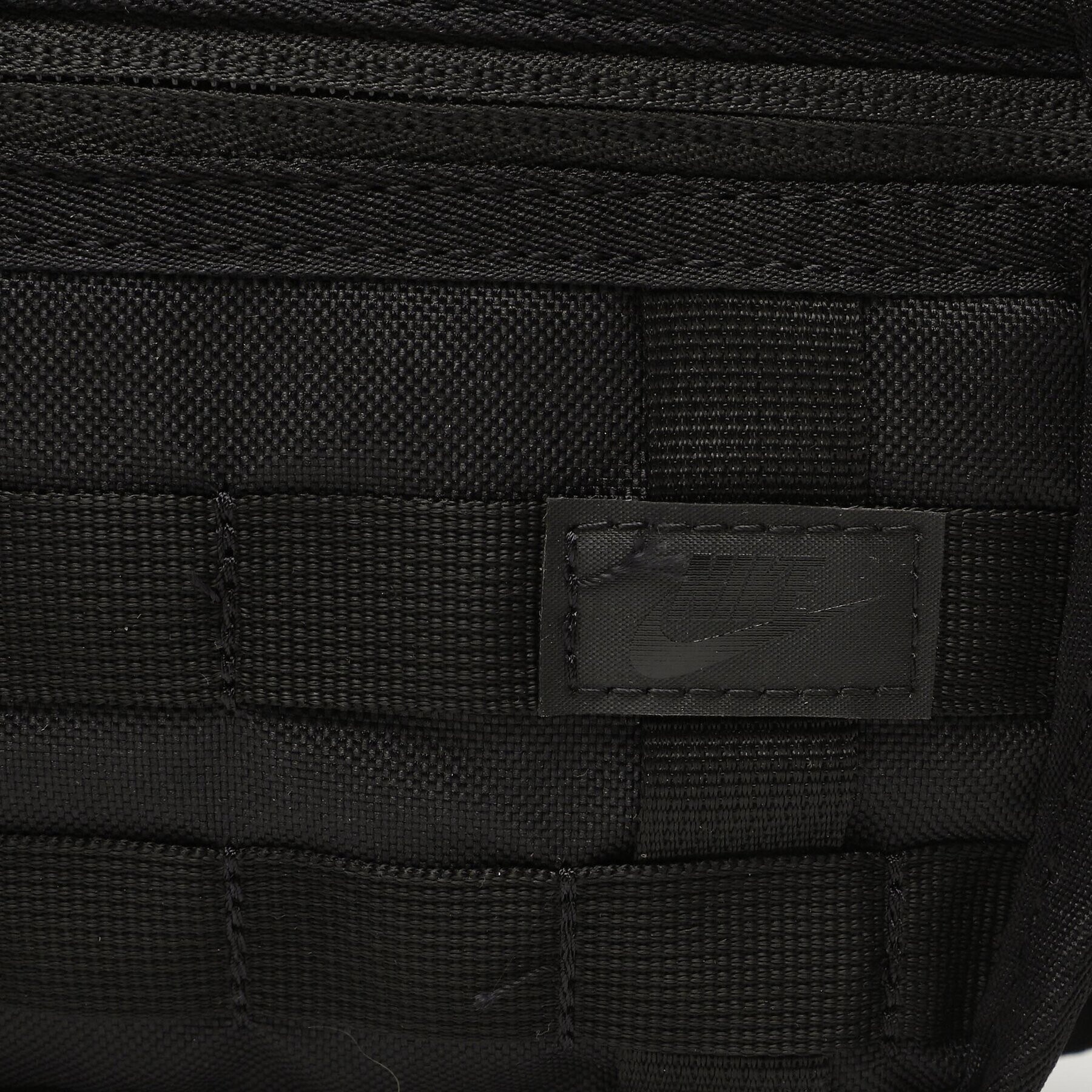 Nike Чанта за кръст CQ3817-010 Черен - Pepit.bg