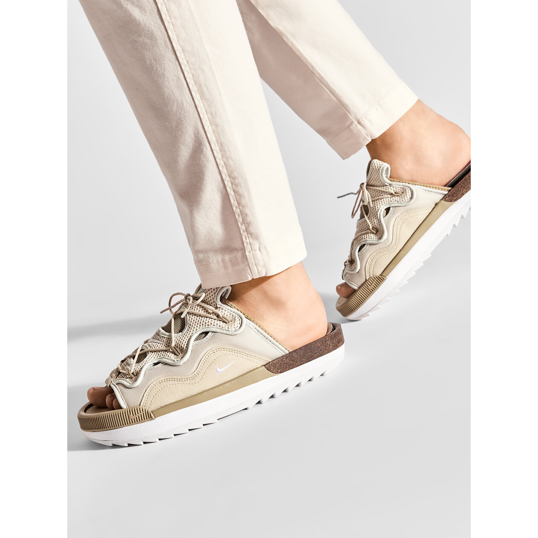 Nike Чехли Offline 2.0 CZ0332 201 Бежов - Pepit.bg