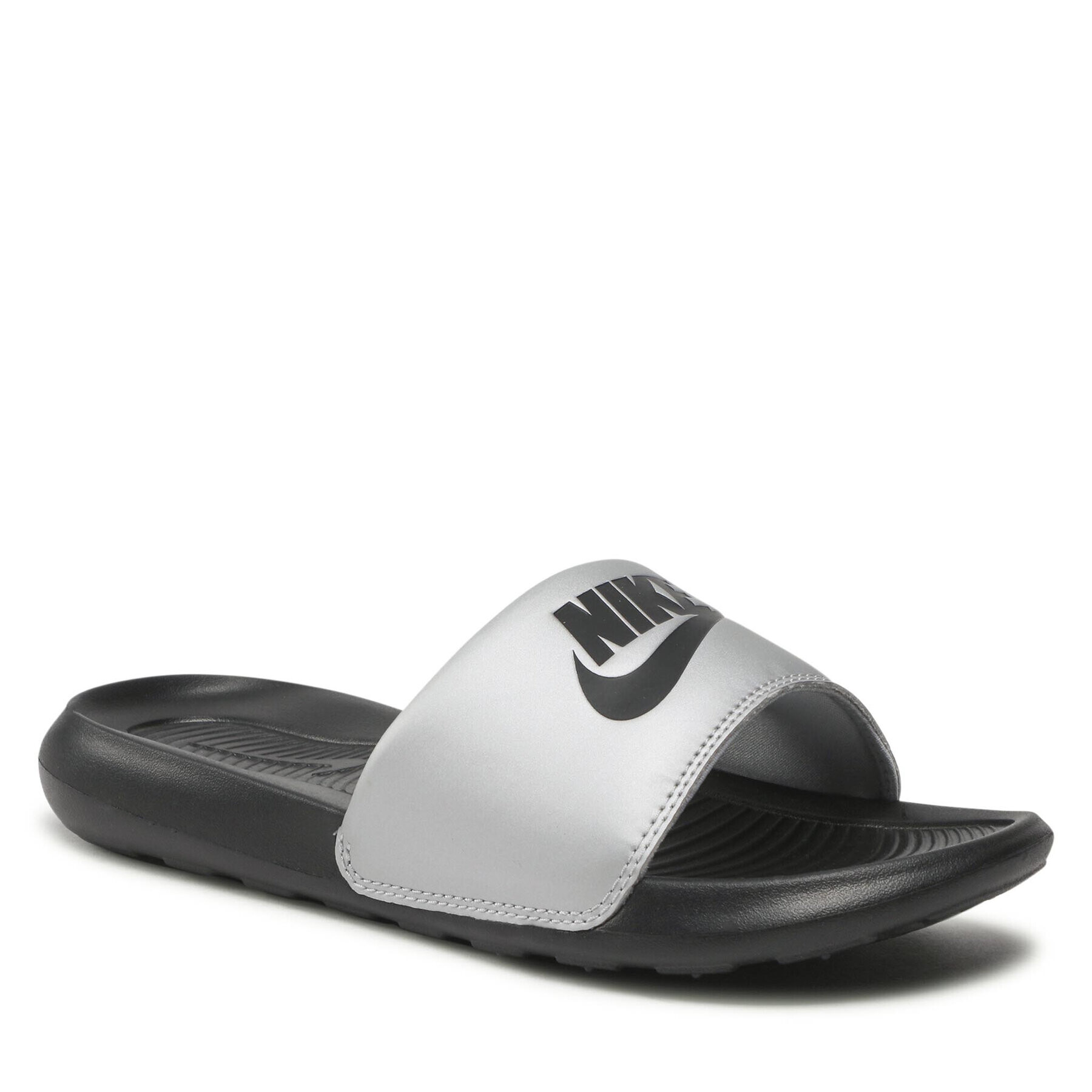 Nike Чехли Victori One Slide CN9677 006 Сребрист - Pepit.bg