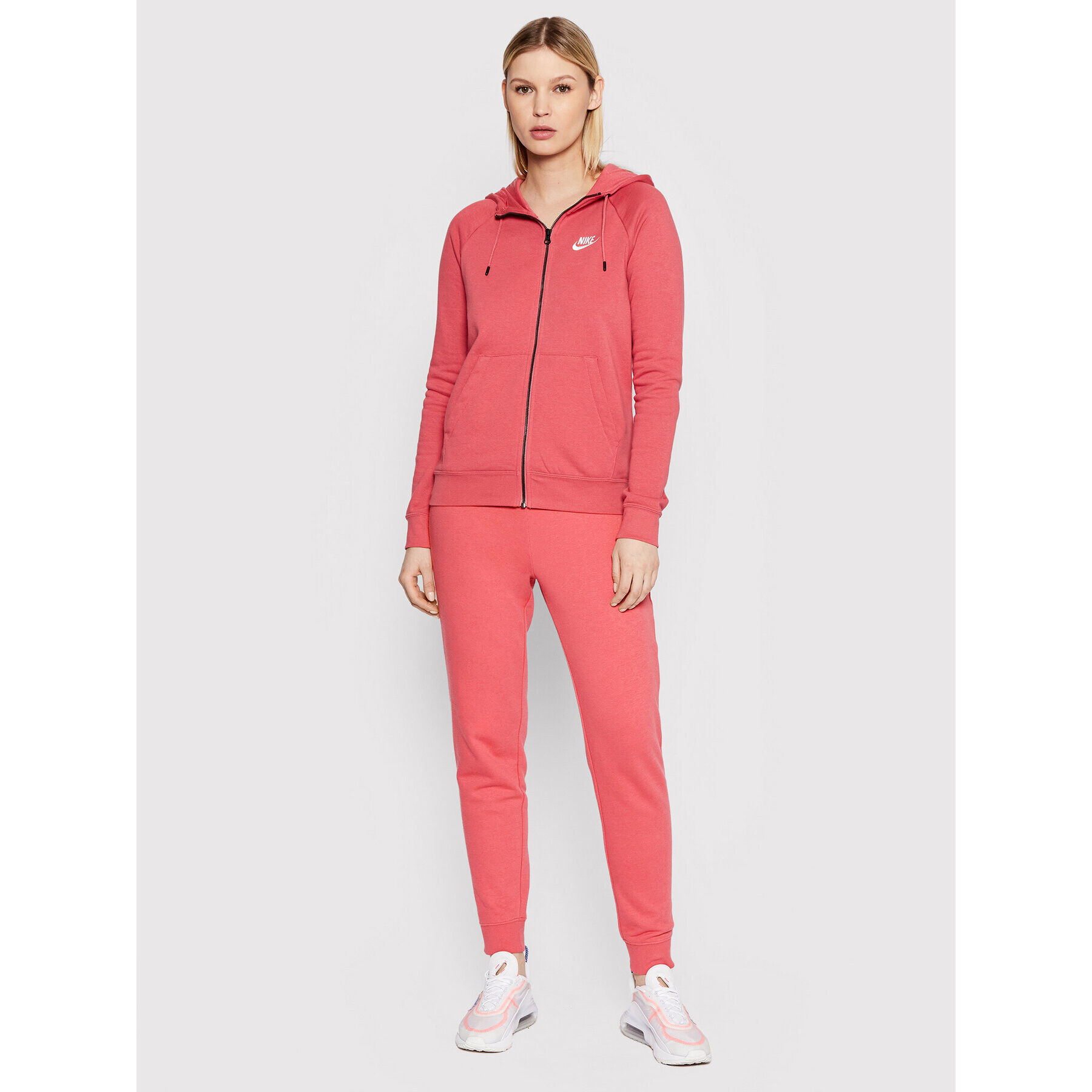 Nike Долнище анцуг Essential BV4099 Розов Slim Fit - Pepit.bg