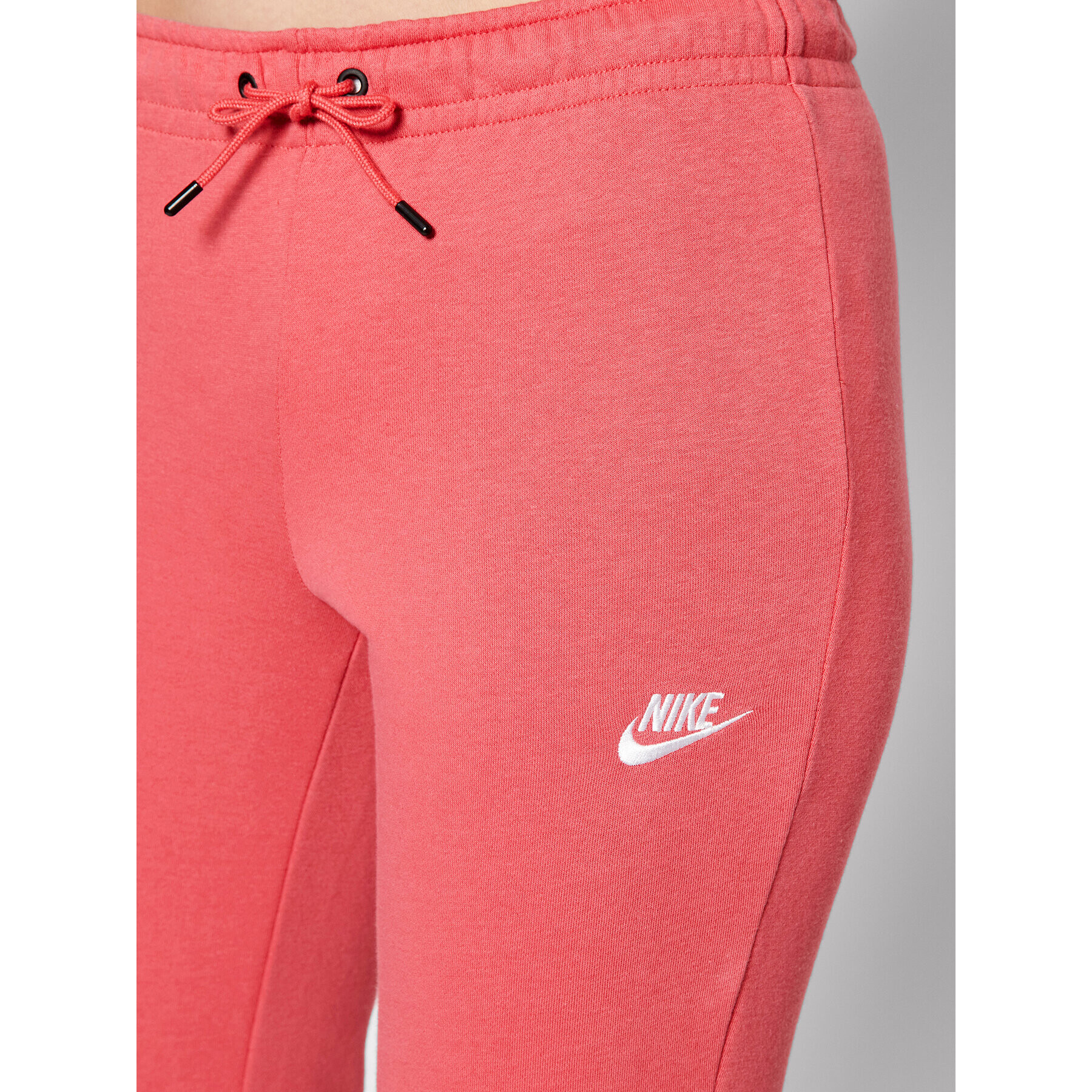 Nike Долнище анцуг Essential BV4099 Розов Slim Fit - Pepit.bg