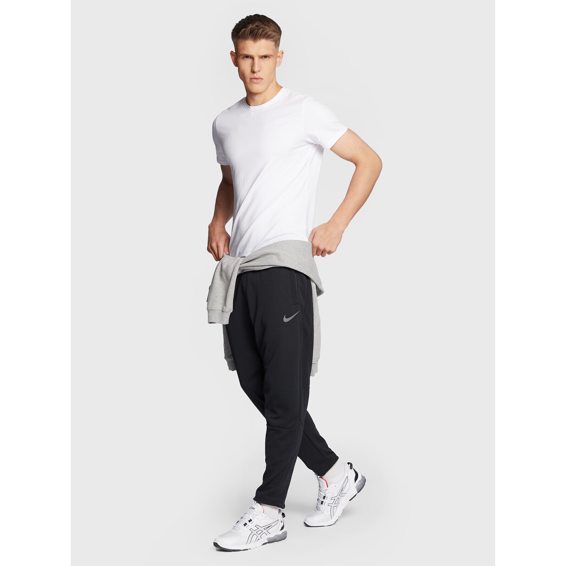 Nike Долнище анцуг Pro DM5886 Черен Regular Fit - Pepit.bg