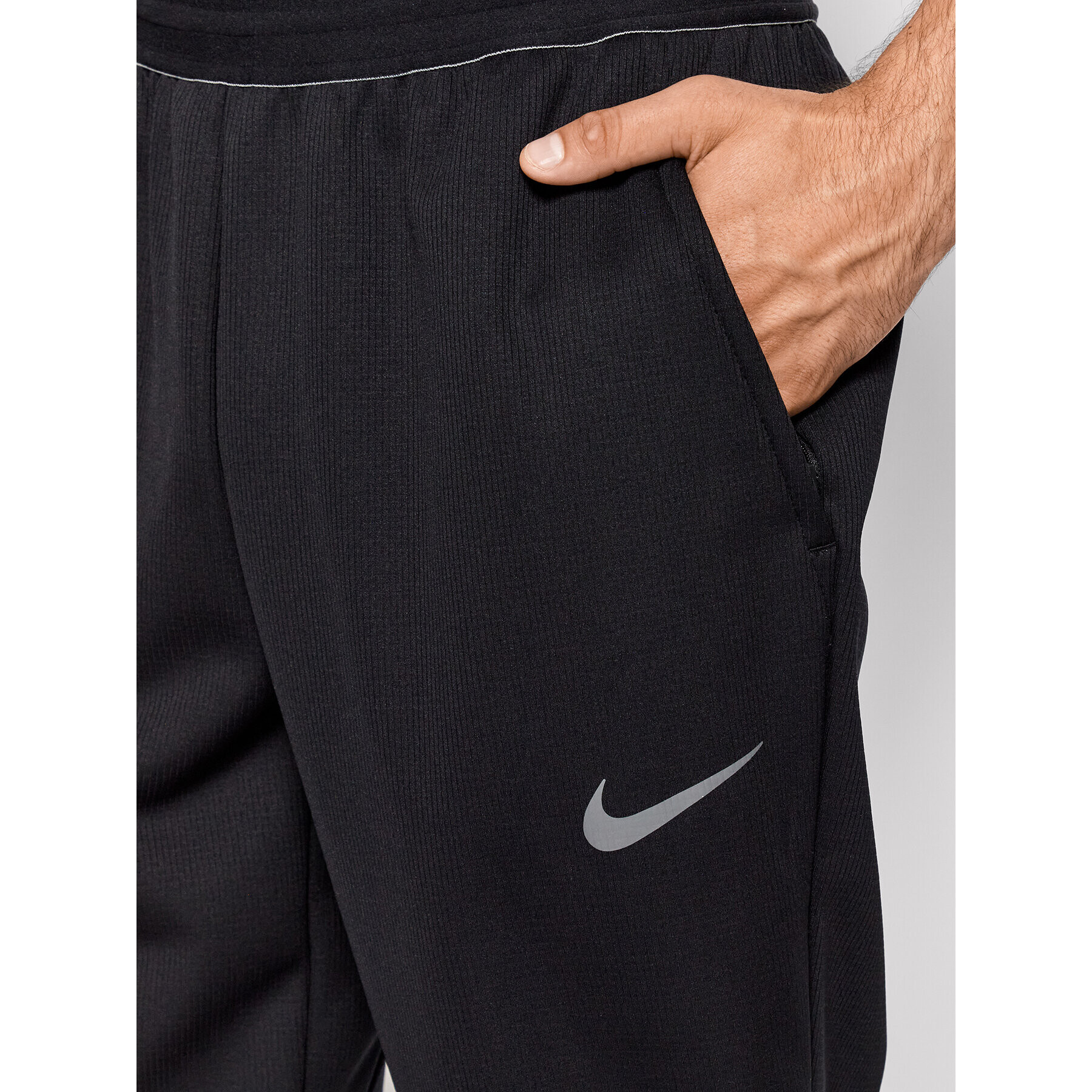 Nike Долнище анцуг Pro Therma-Fit DD2122 Черен Standard Fit - Pepit.bg