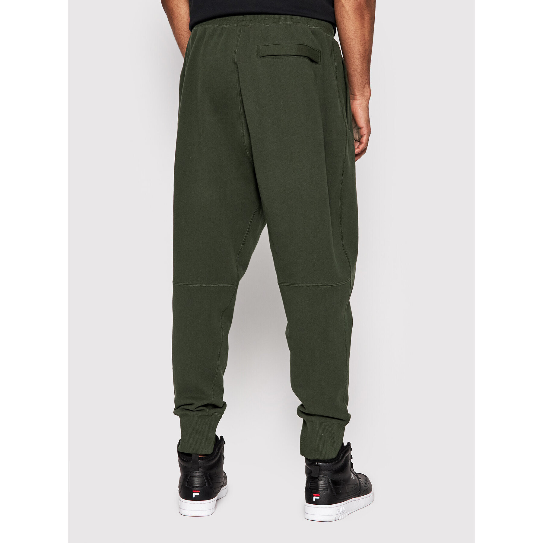 Nike Долнище анцуг Sportswear DA0019 Зелен Regular Fit - Pepit.bg
