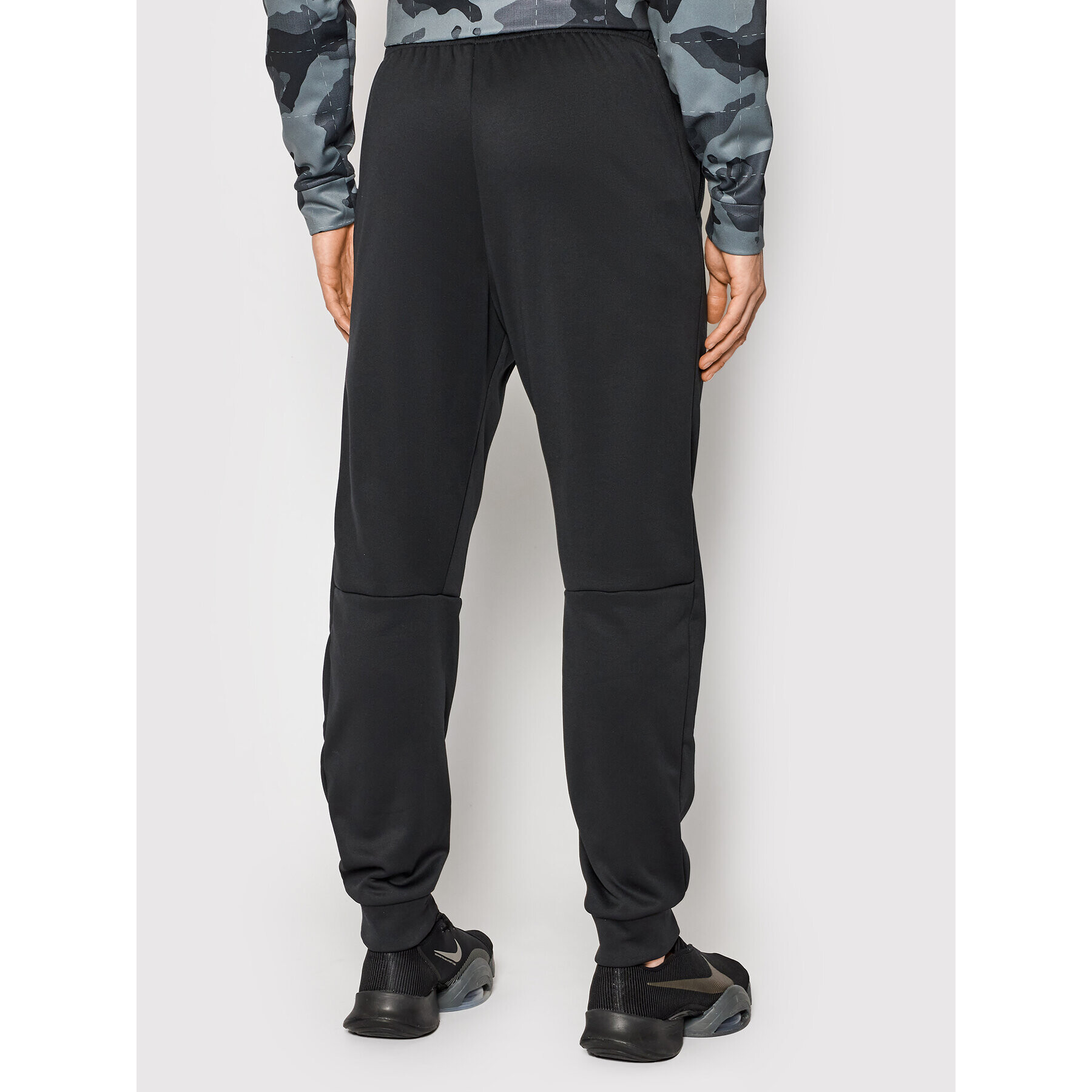 Nike Долнище анцуг Therma-Fit 932255 Черен Standard Fit - Pepit.bg