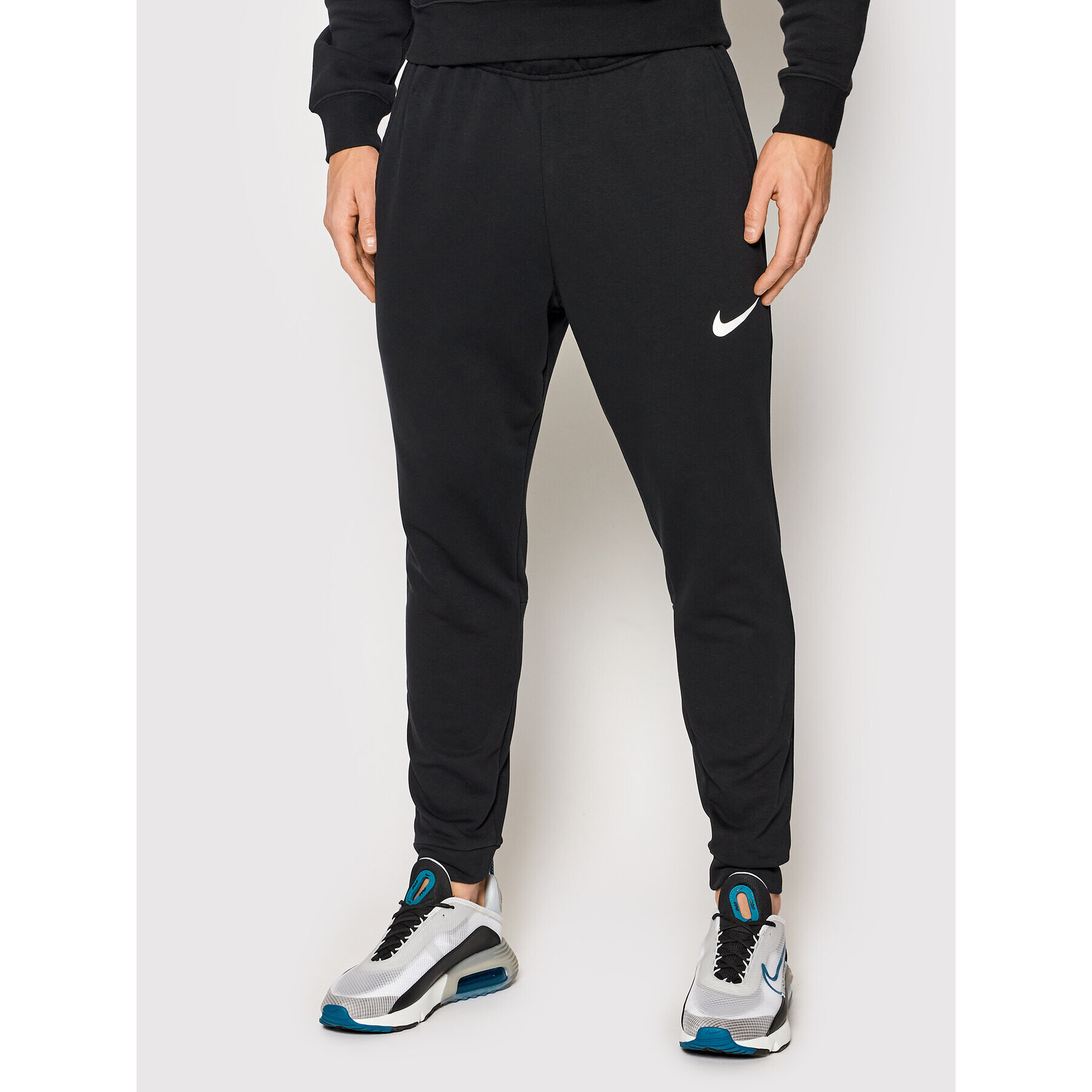 Nike Долнище анцуг Dri-Fit CZ6379 Черен Standard Fit - Pepit.bg