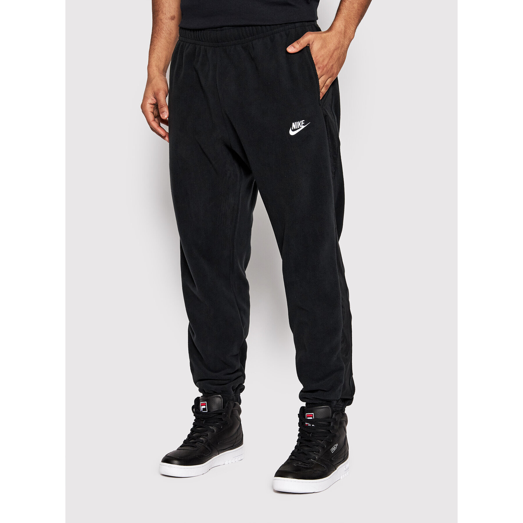 Nike Долнище анцуг Essentials+ DD4892 Черен Regular Fit - Pepit.bg