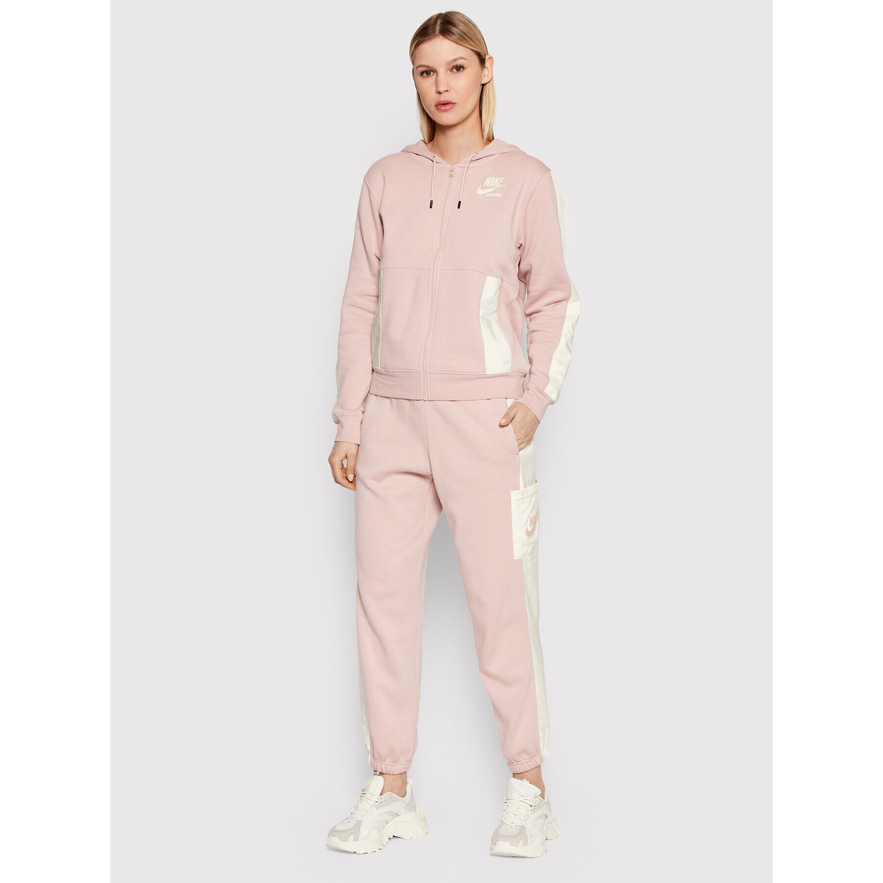 Nike Долнище анцуг Nsw Flc DD5679 Розов Regular Fit - Pepit.bg
