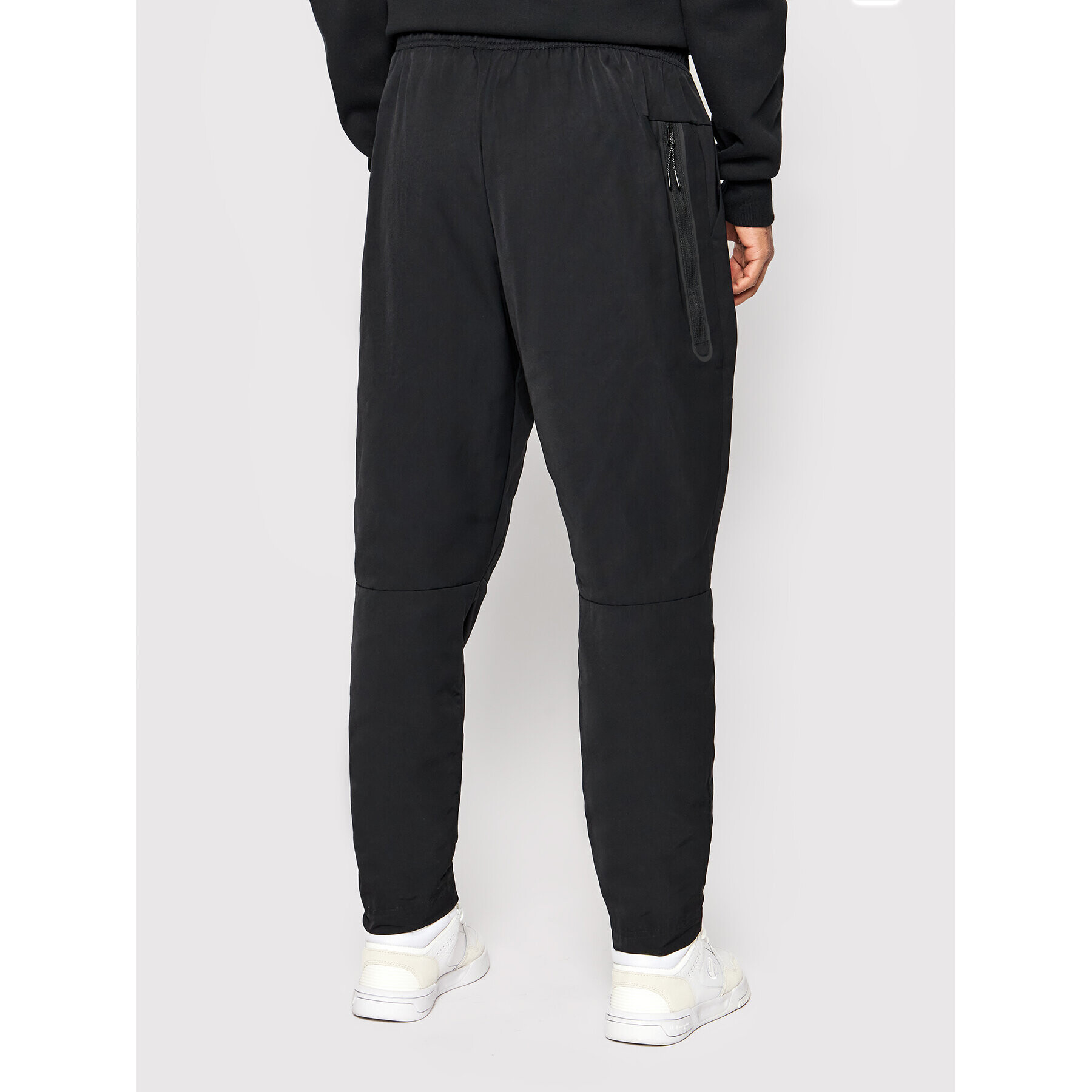 Nike Долнище анцуг Tech Essentials CU4487 Черен Standard Fit - Pepit.bg