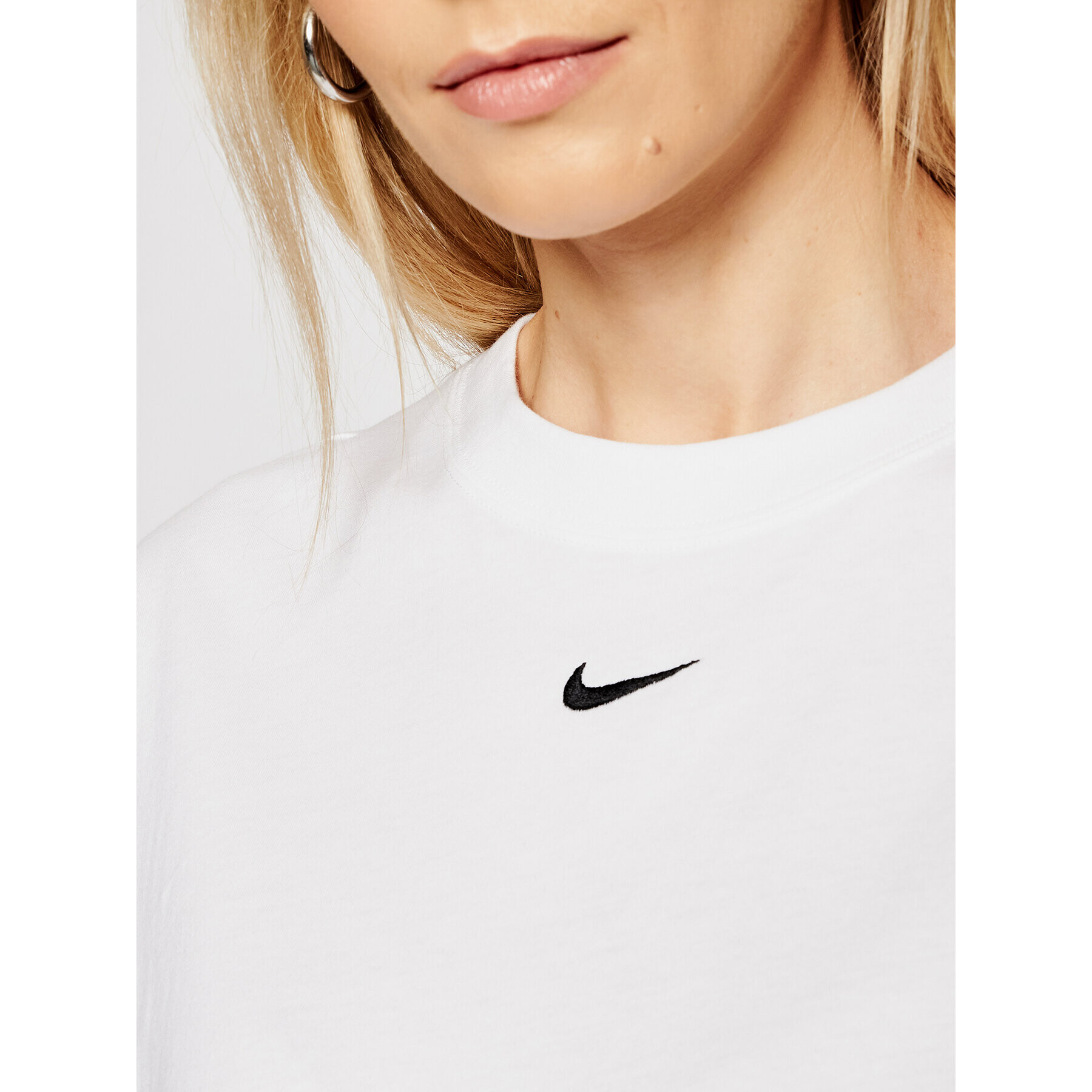 Nike Ежедневна рокля Sportswear Essential CJ2242 Бял Loose Fit - Pepit.bg