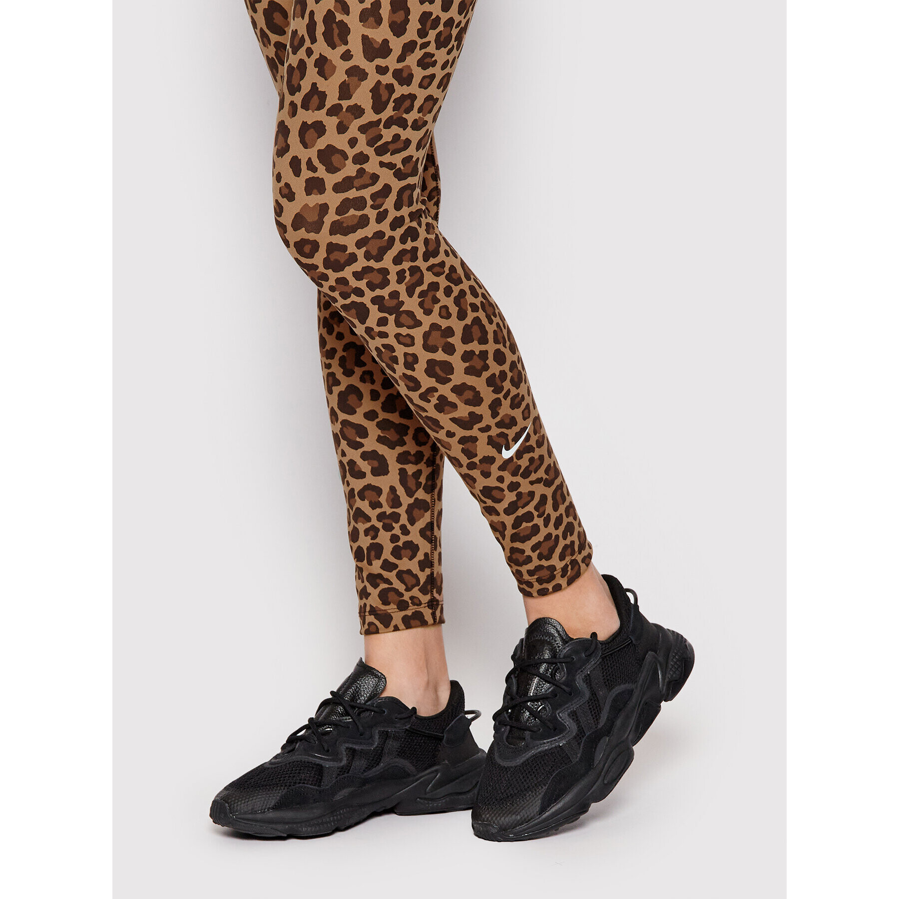 Nike Клин Dri-Fit One DM7274 Кафяв Tight Fit - Pepit.bg