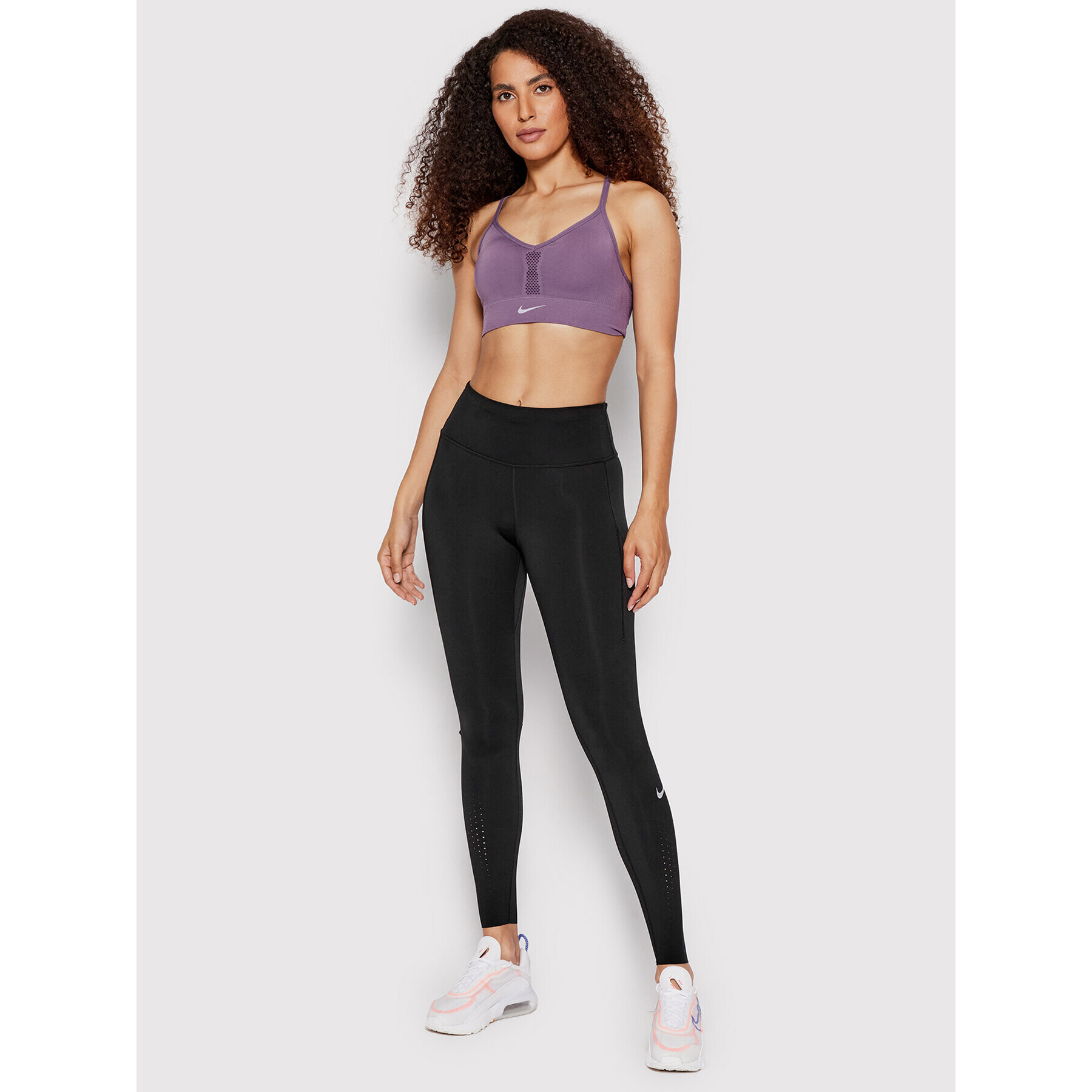 Nike Клин Epic Luxe CN8041 Черен Tight Fit - Pepit.bg