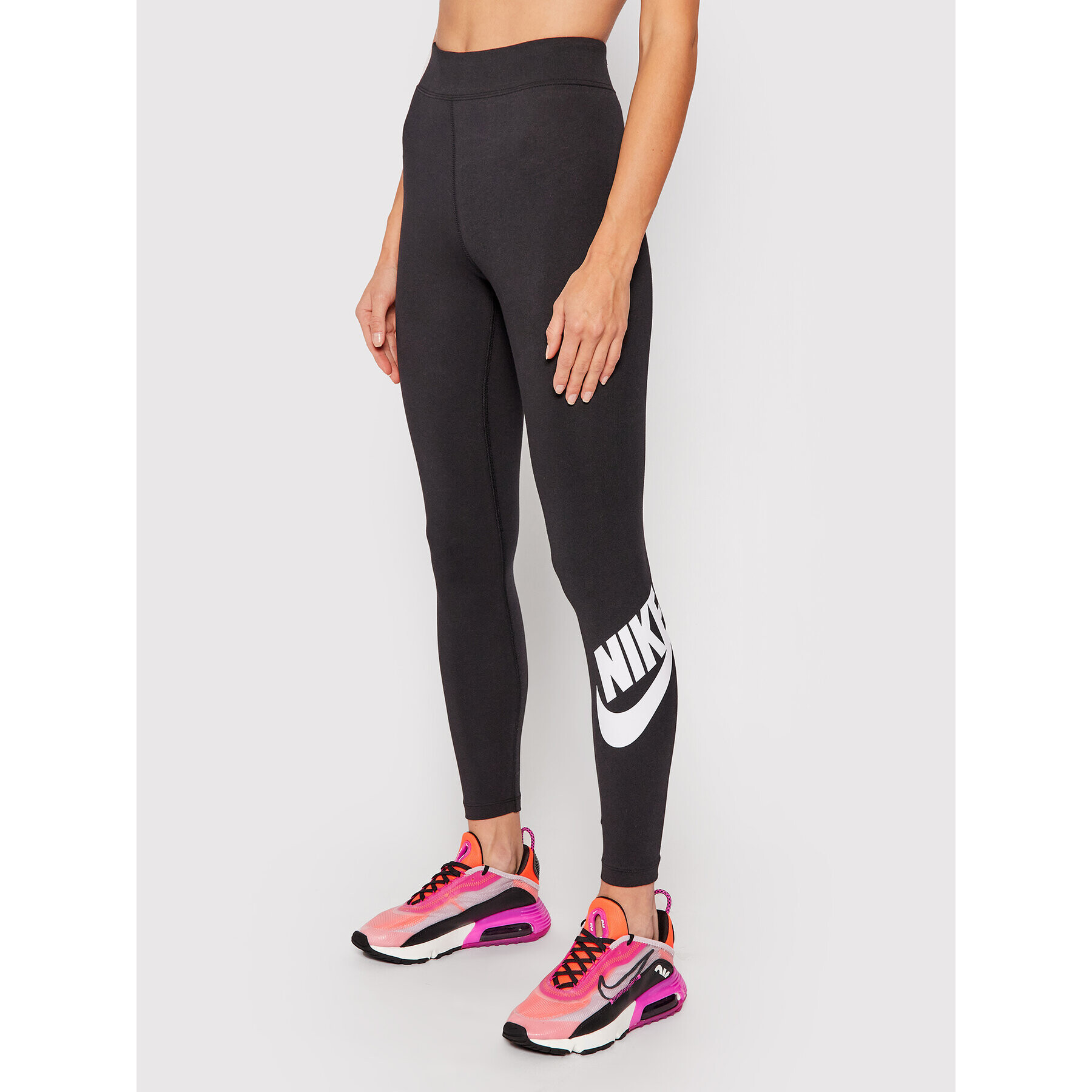 Nike Клин Sportswear Essential CZ8528 Черен Tight Fit - Pepit.bg