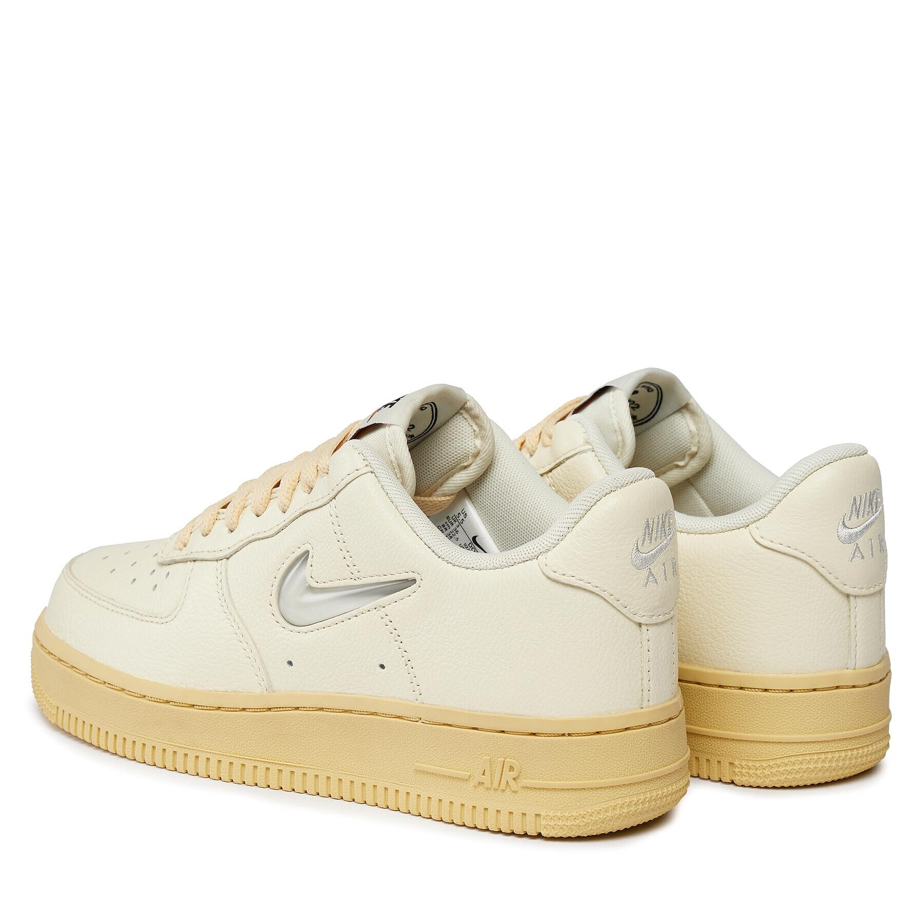 Nike Обувки Air Force 1 '07 Lx DO9456 100 Жълт - Pepit.bg