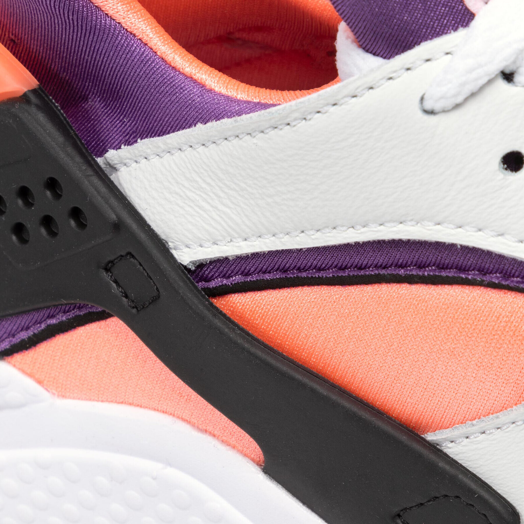 Nike Обувки Air Huarache DD1068 101 Бял - Pepit.bg