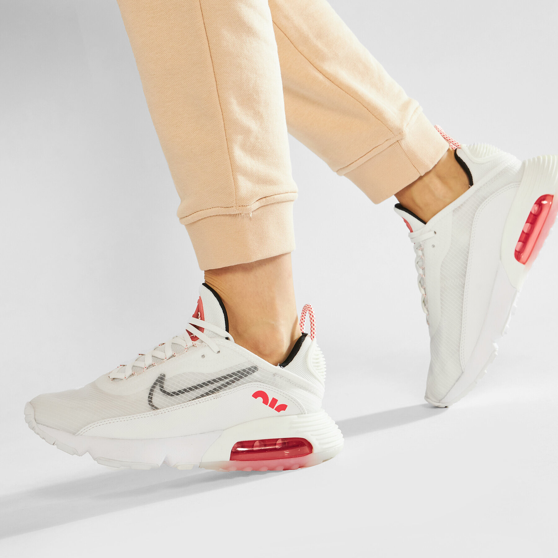 Nike Обувки Air Max 2090 CV8727 101 Бял - Pepit.bg