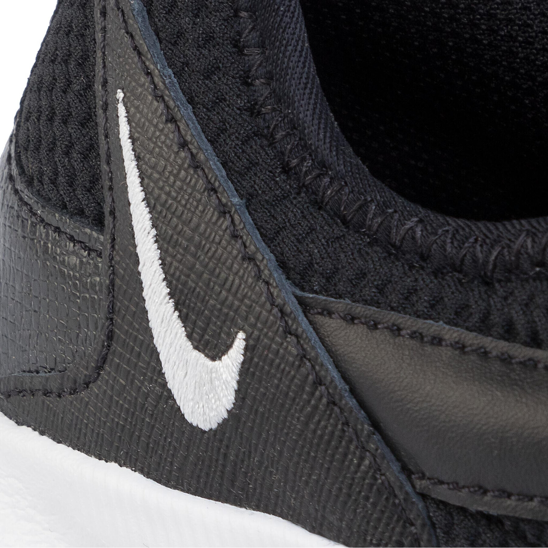 Nike Обувки Air Max Graviton AT4404 001 Черен - Pepit.bg