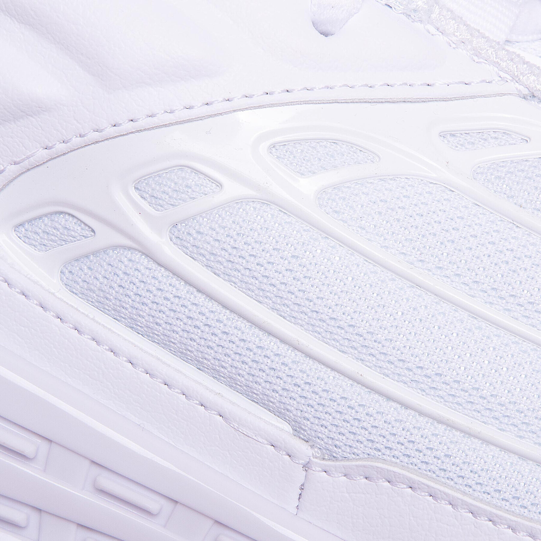 Nike Обувки Air Max Plus III CW1417 100 Бял - Pepit.bg