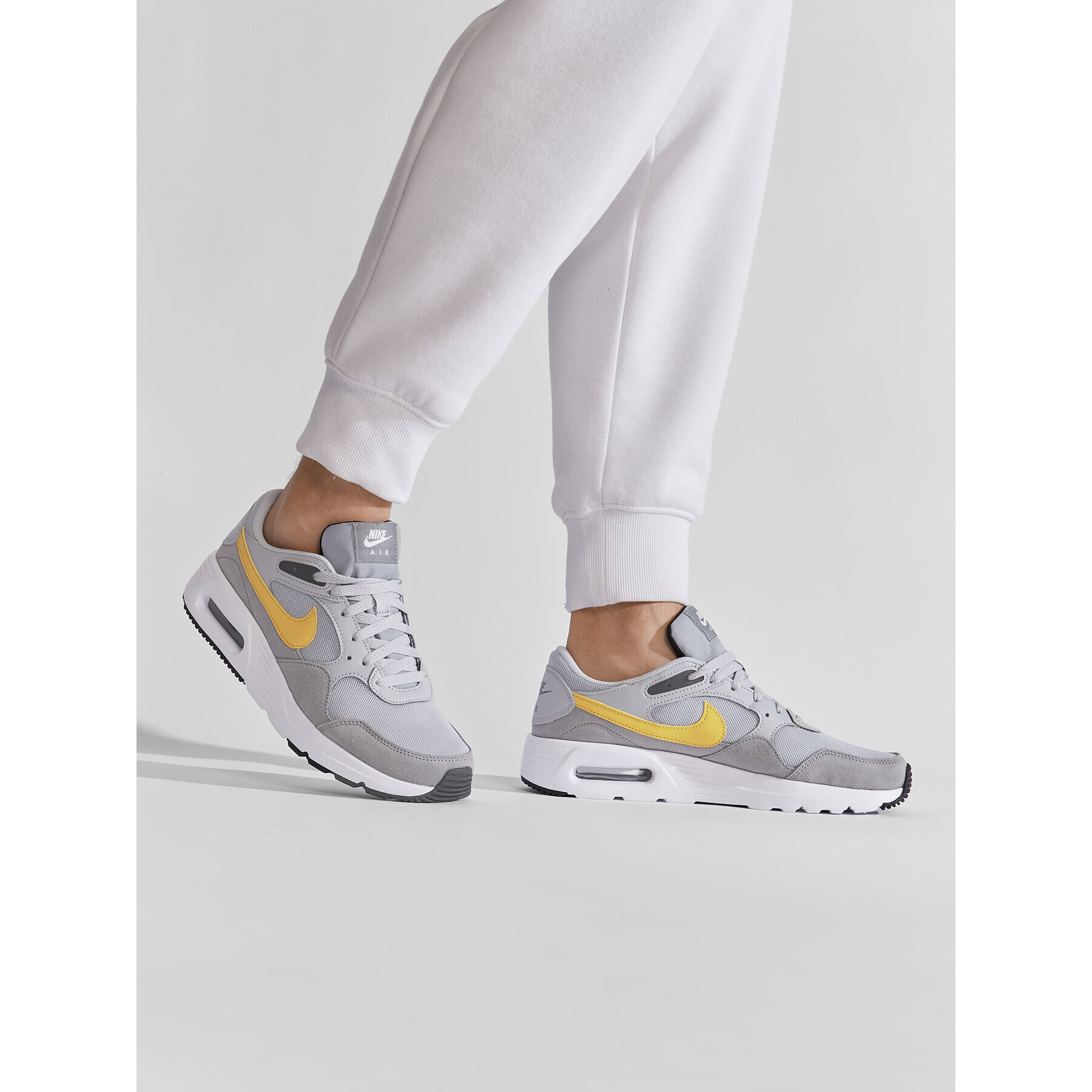 Nike Обувки Air Max Sc CW4555 011 Сив - Pepit.bg