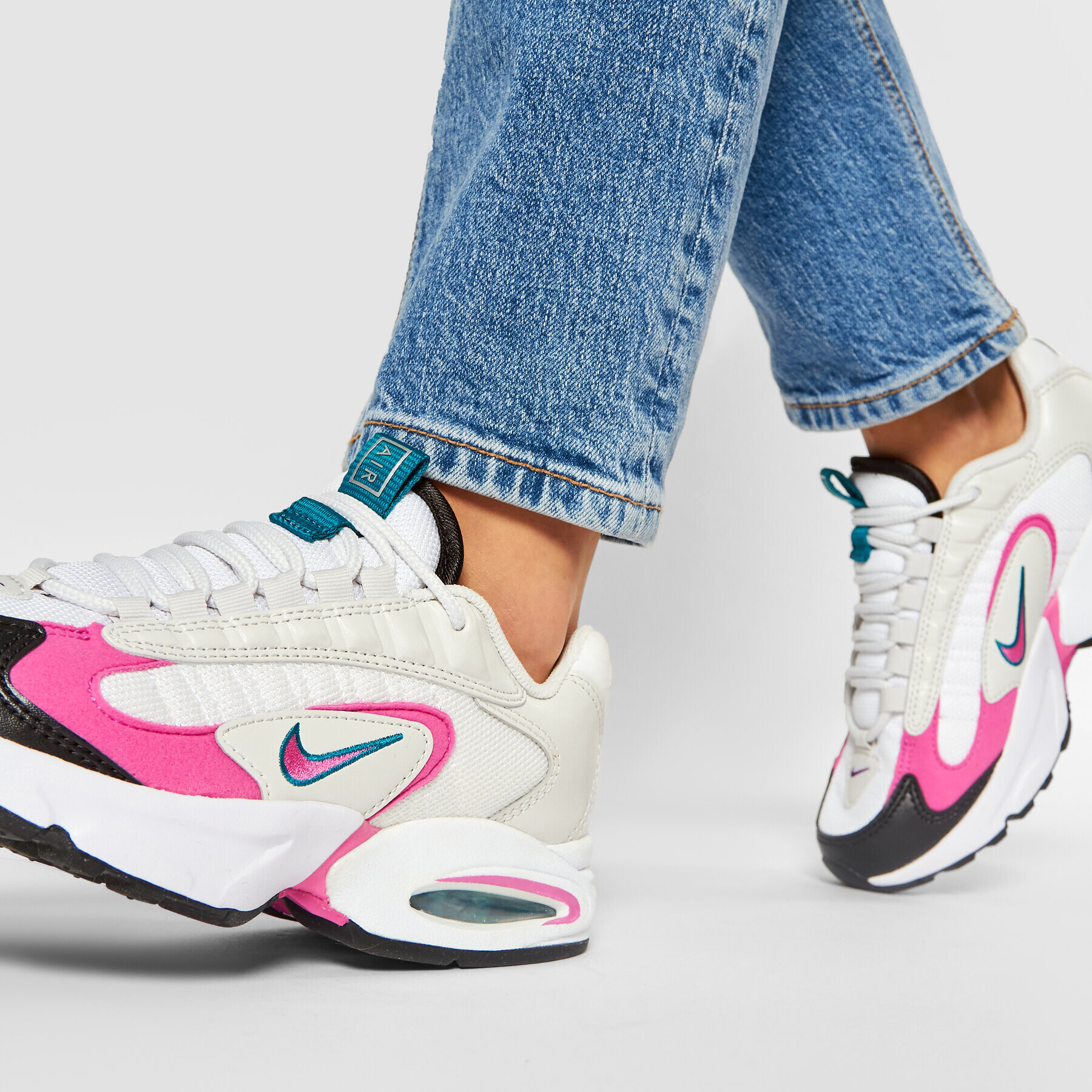 Nike Обувки Air Max Triax CQ4250 102 Бял - Pepit.bg