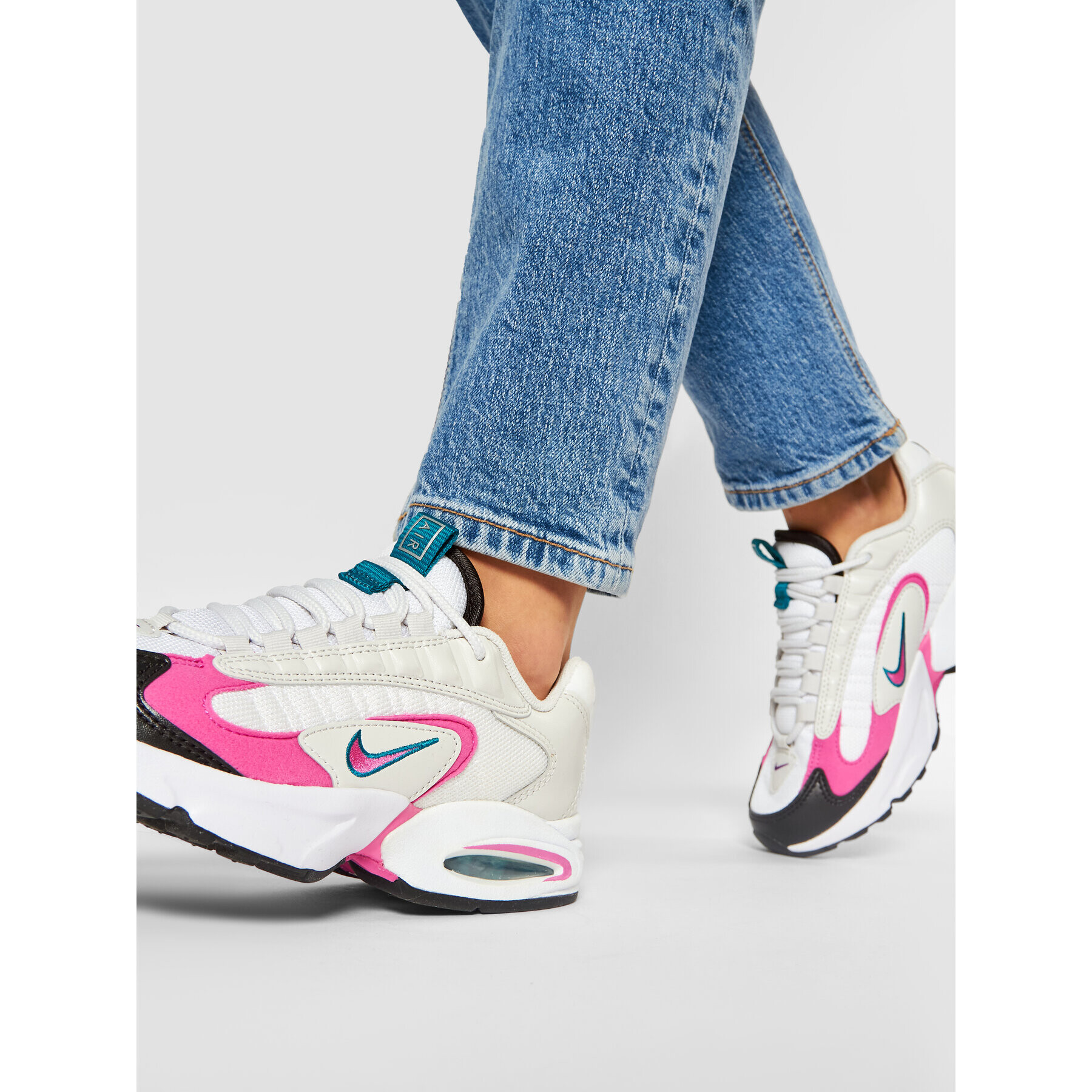 Nike Обувки Air Max Triax CQ4250 102 Бял - Pepit.bg