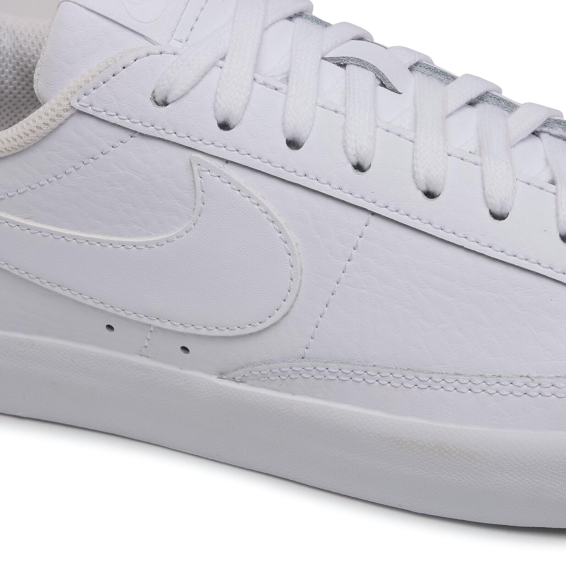 Nike Обувки Blazer Low Le AQ3597 100 Бял - Pepit.bg