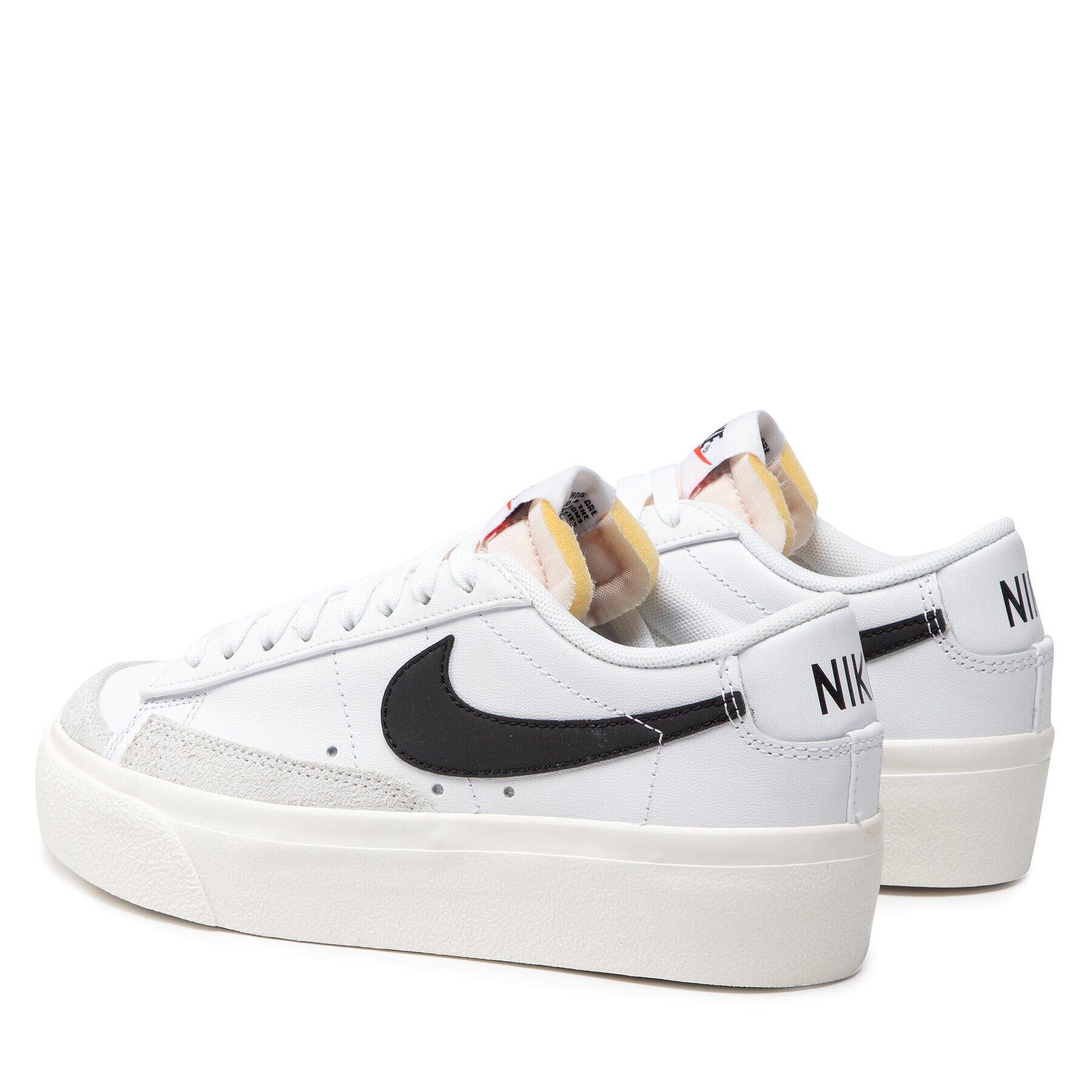 Nike Обувки Blazer Low Platform DJ0292 Бял - Pepit.bg