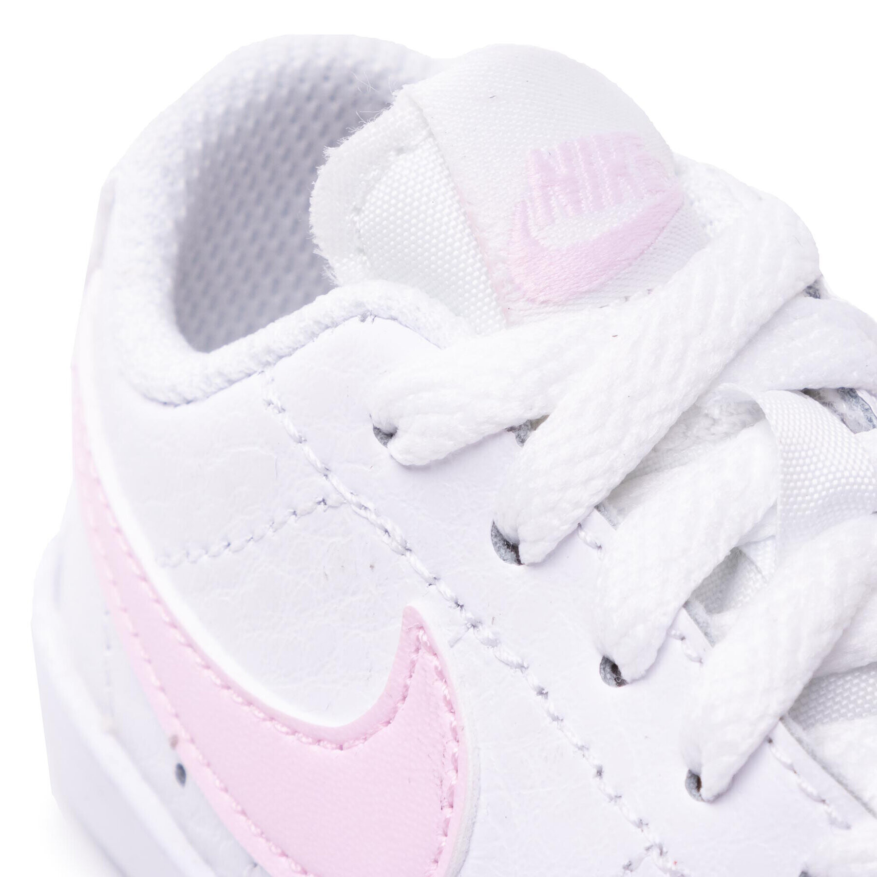 Nike Обувки Blazer Low (TD) CZ7581 102 Бял - Pepit.bg