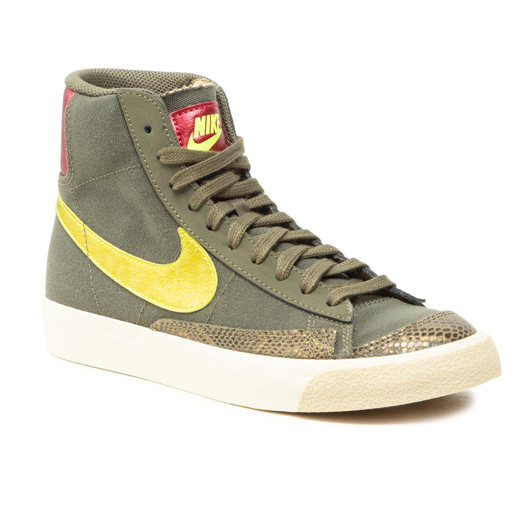 Nike Обувки Blazer Mid '77 CZ0462 200 Зелен - Pepit.bg