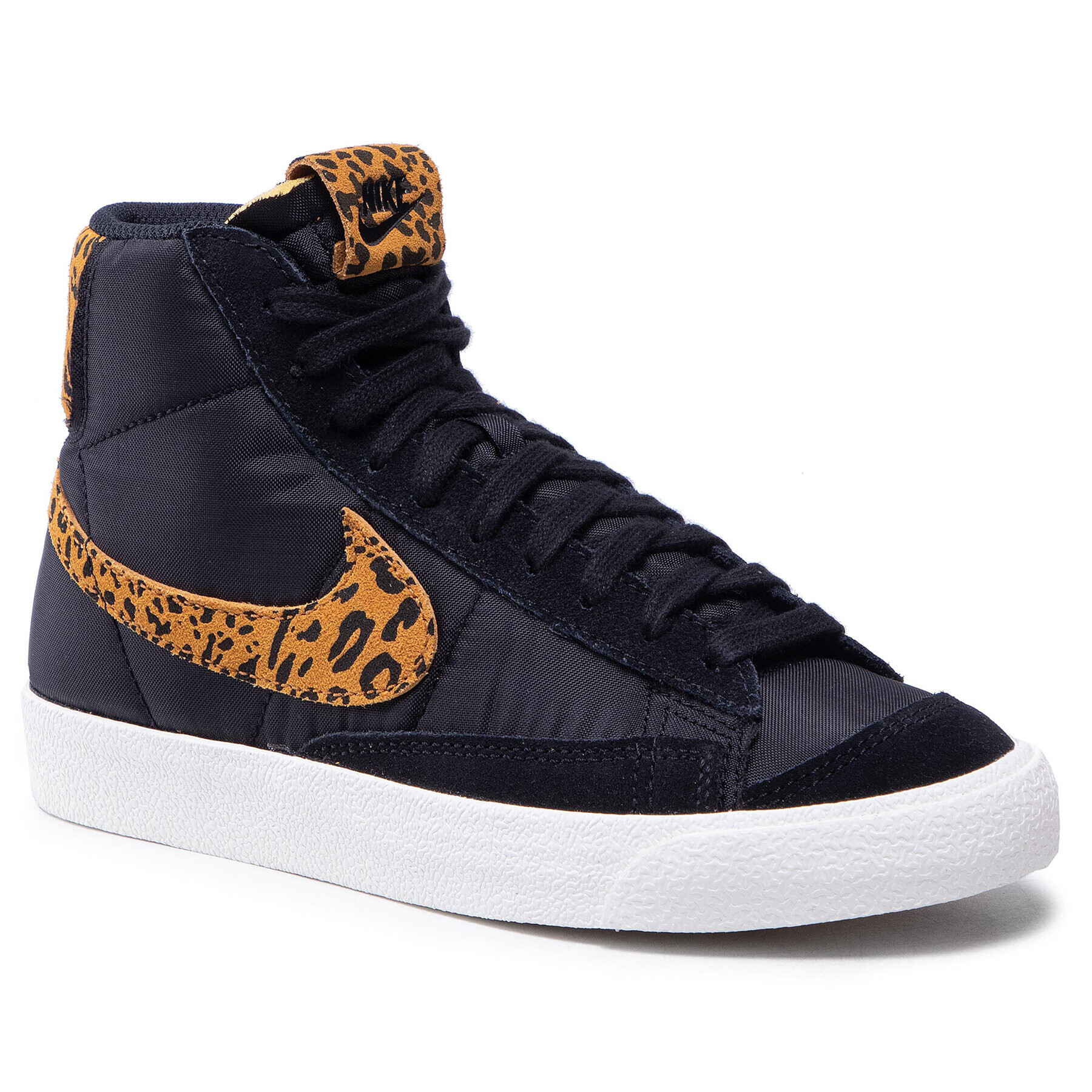 Nike Обувки Blazer Mid '77 DC9207 001 Черен - Pepit.bg