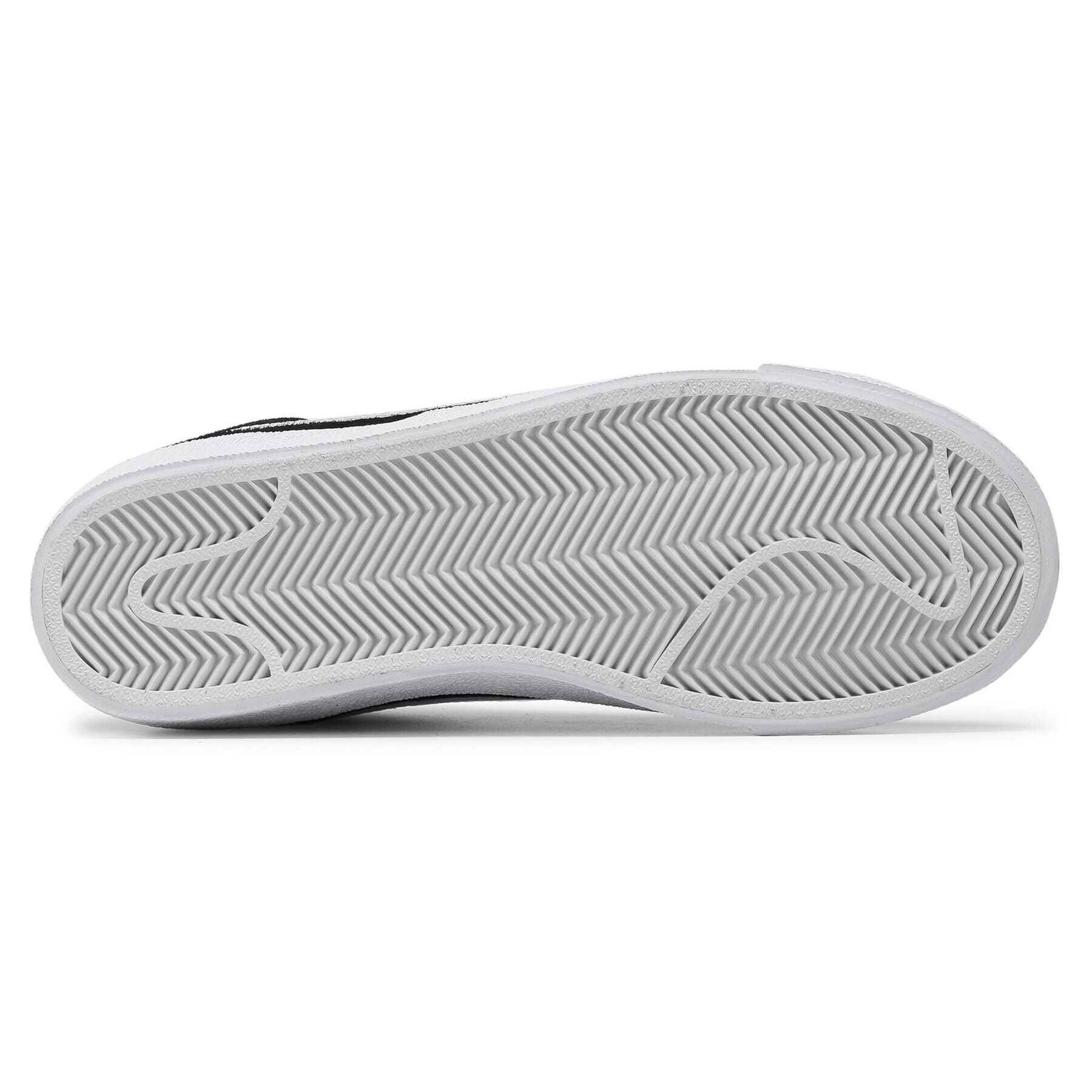 Nike Обувки Blazer Mid '77 DD6613 001 Черен - Pepit.bg