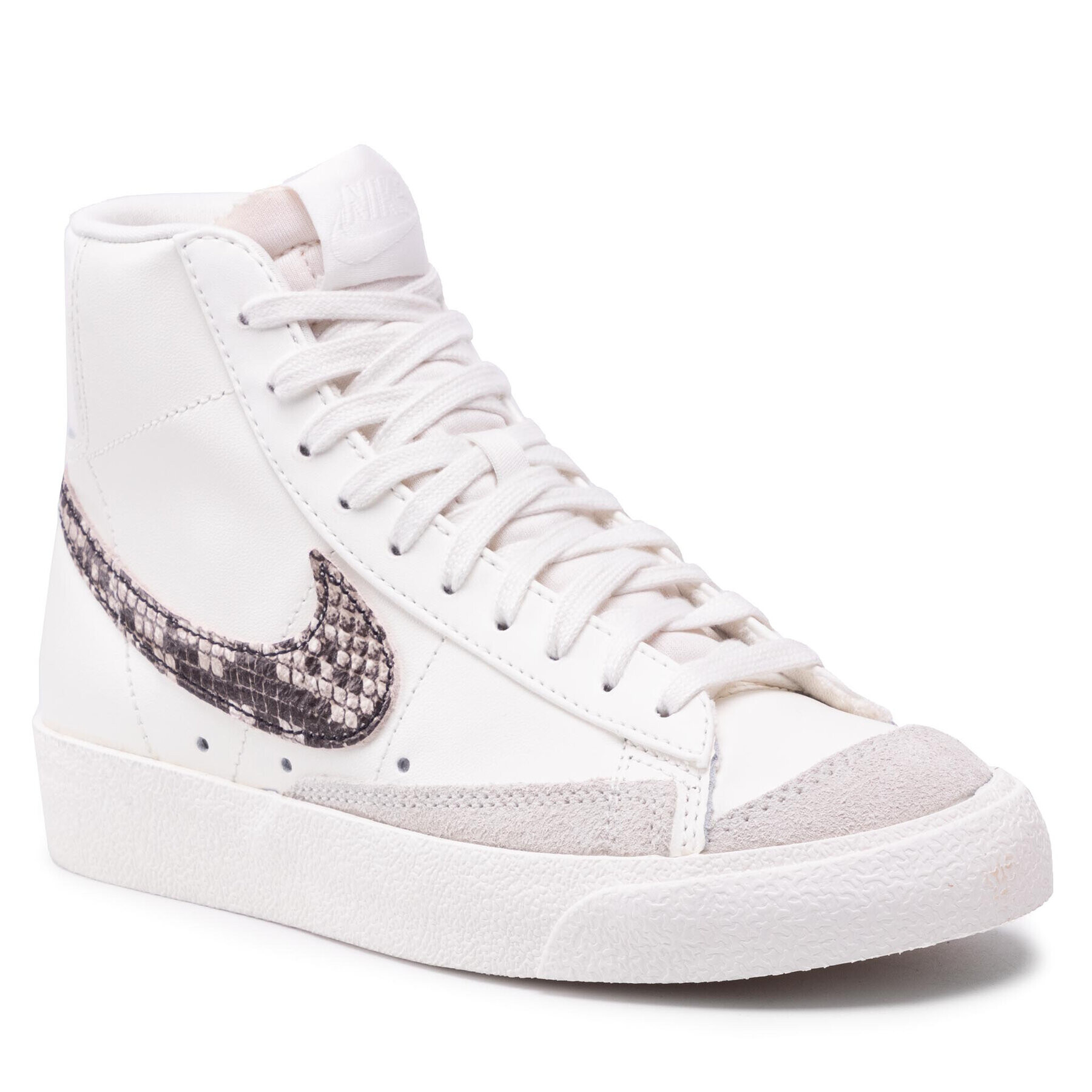 Nike Обувки Blazer Mid '77 Se DA8736 100 Бял - Pepit.bg