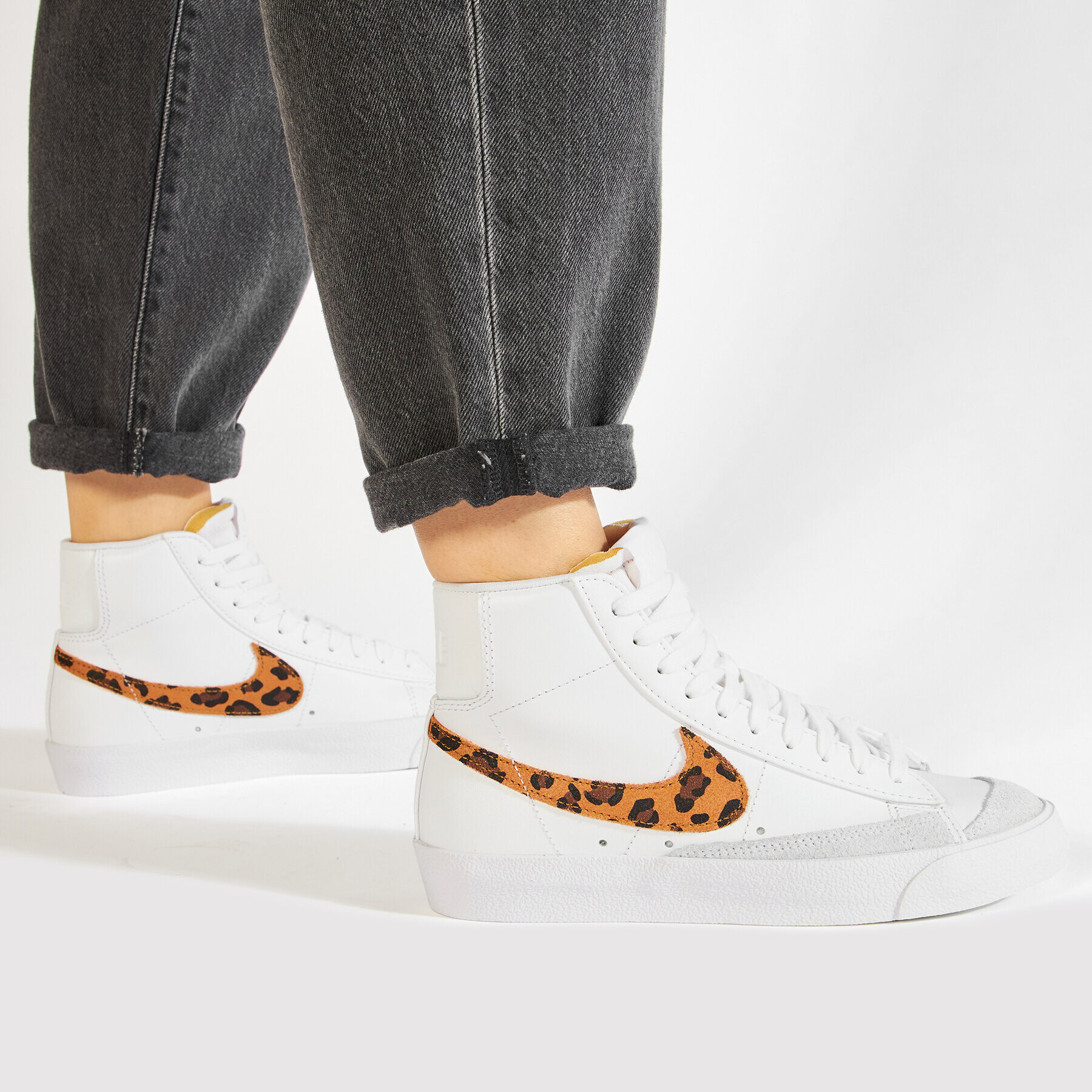 Nike Обувки Blazer Mid '77 Se DA8736 101 Бял - Pepit.bg