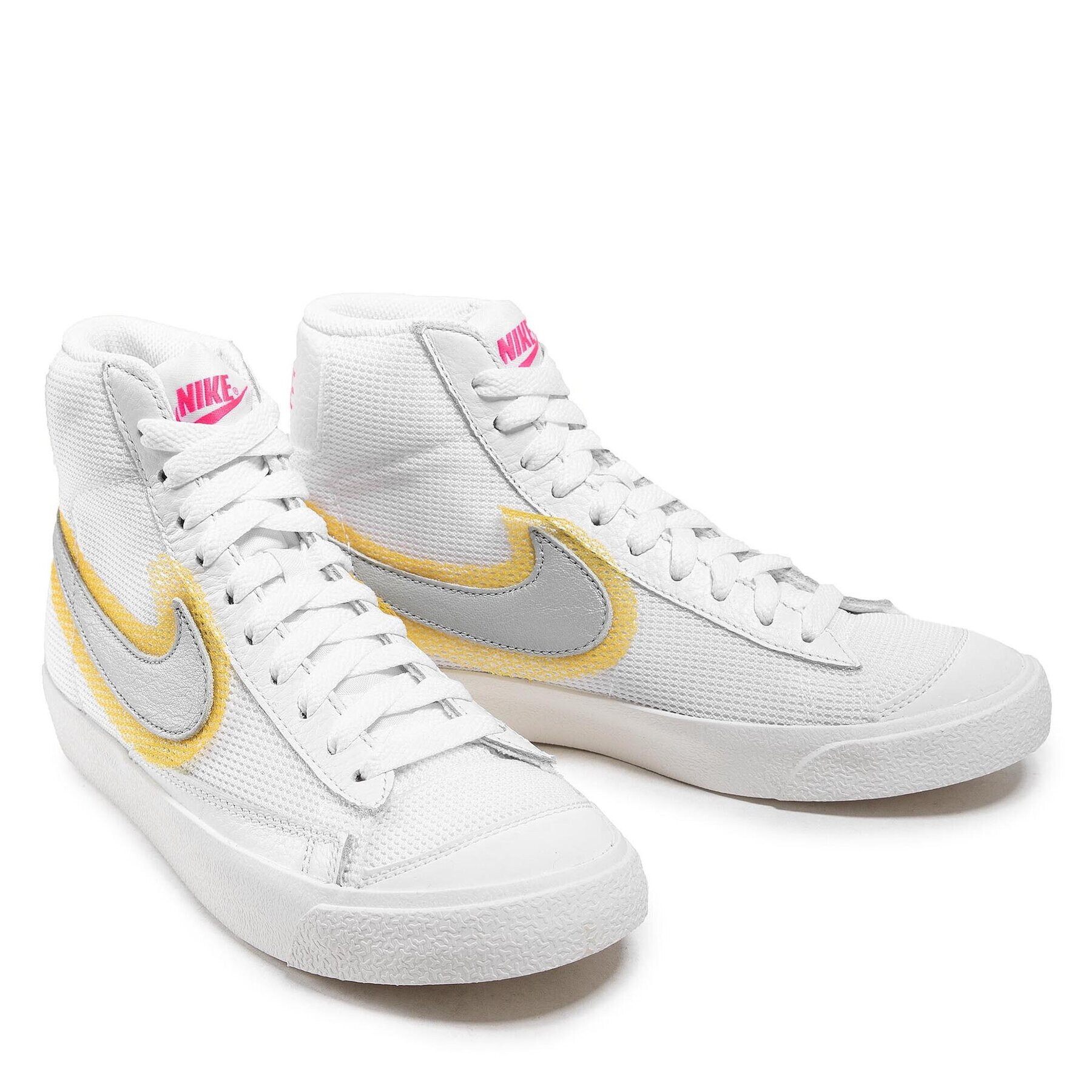 Nike Обувки Blazer Mid Vntg '77 CZ8105 100 Бял - Pepit.bg