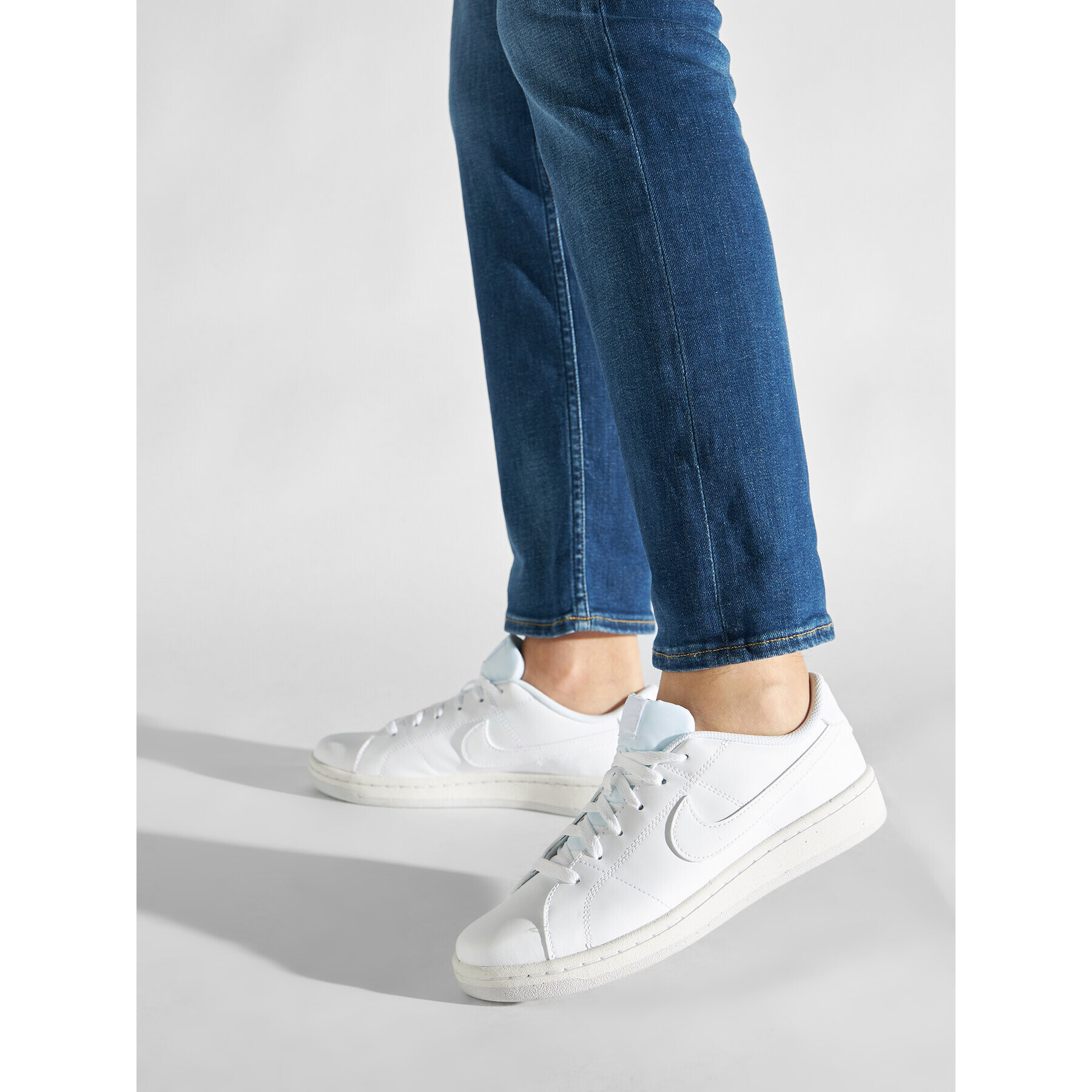 Nike Обувки Court Royale 2 Nn DH3160 100 Бял - Pepit.bg