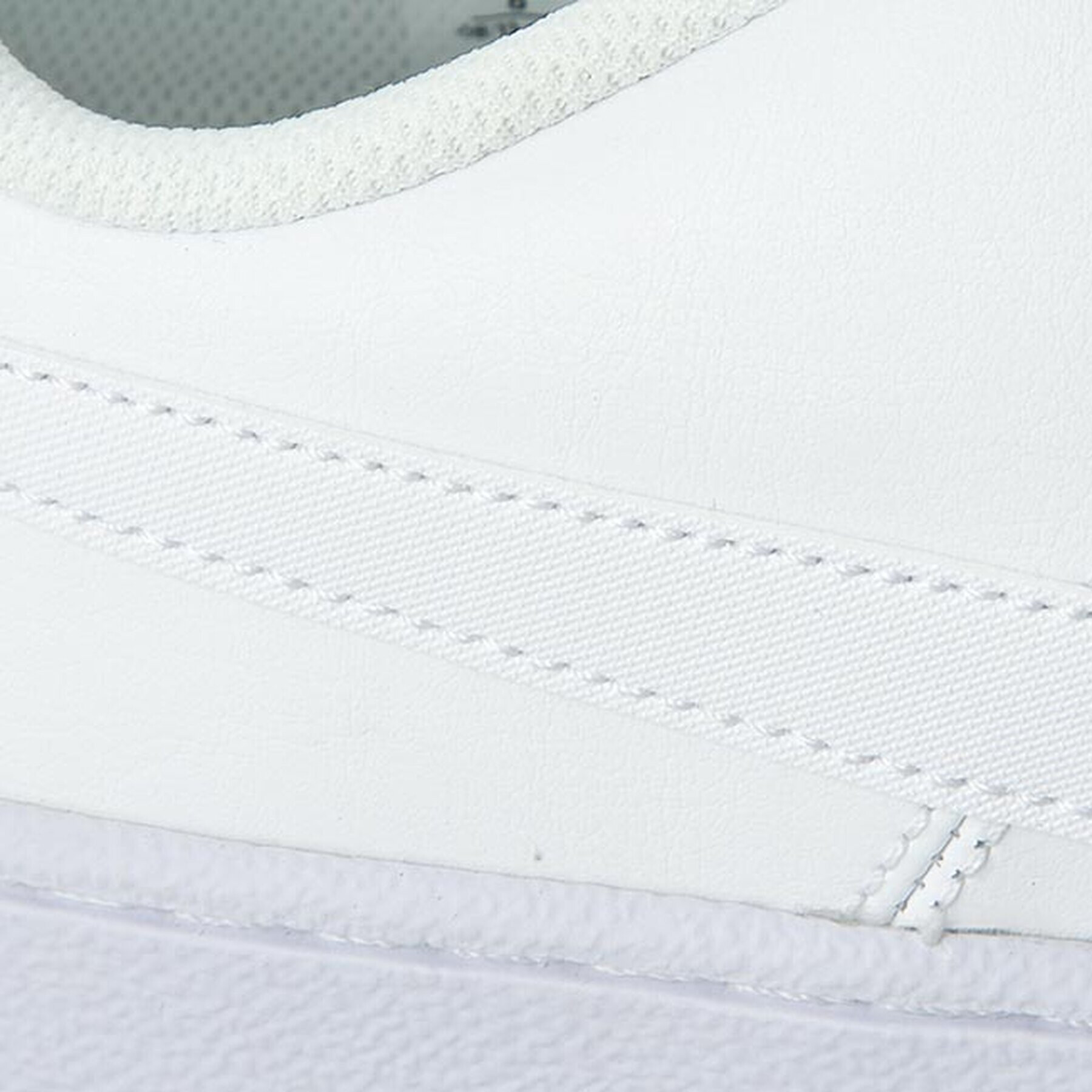 Nike Обувки Court Royale 749747 111 Бял - Pepit.bg