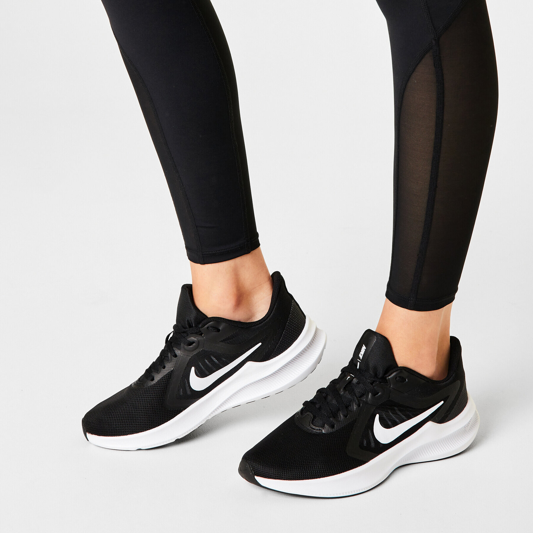 Nike Обувки Downshifter 10 CI9984 001 Черен - Pepit.bg