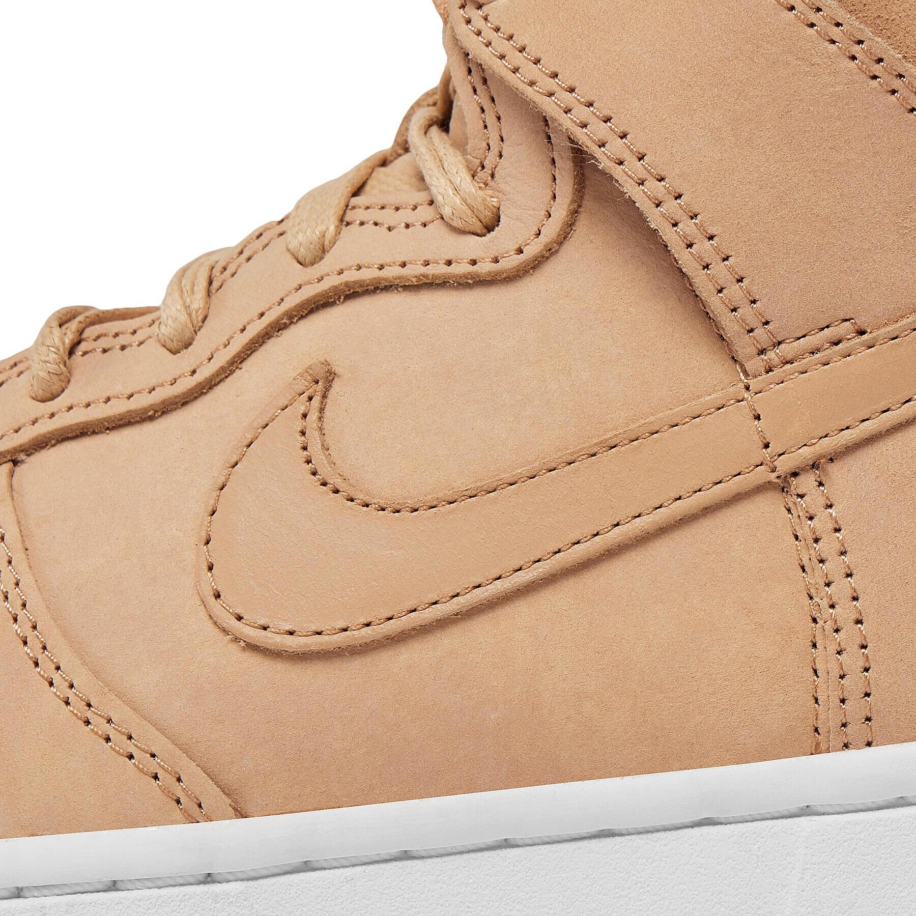 Nike Обувки Dunk High Prm Mf DX2044 201 Бежов - Pepit.bg