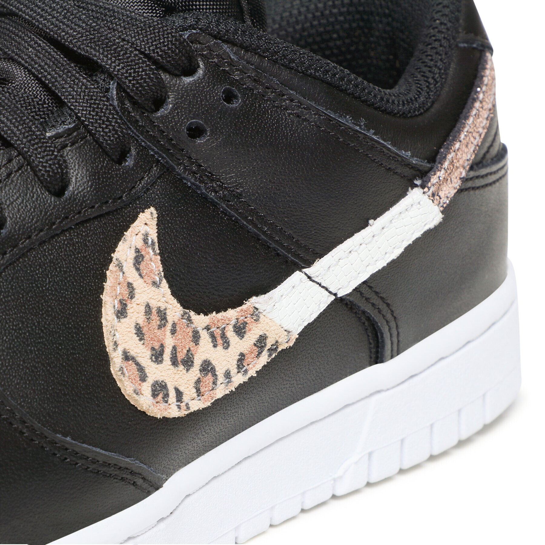 Nike Обувки Dunk Low Se DD7099 001 Черен - Pepit.bg