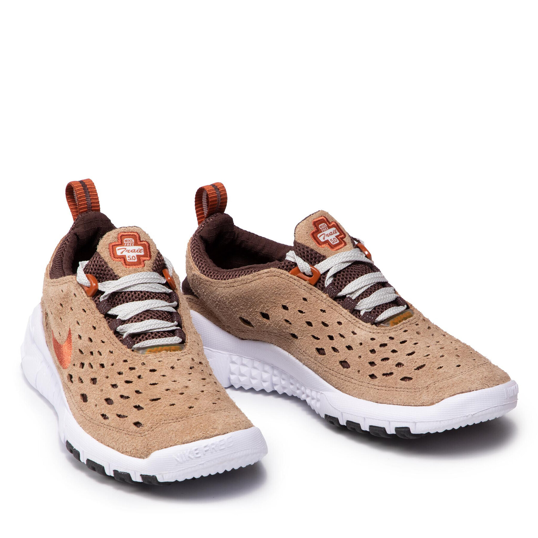 Nike Обувки Free Run Trail CW5814 200 Бежов - Pepit.bg