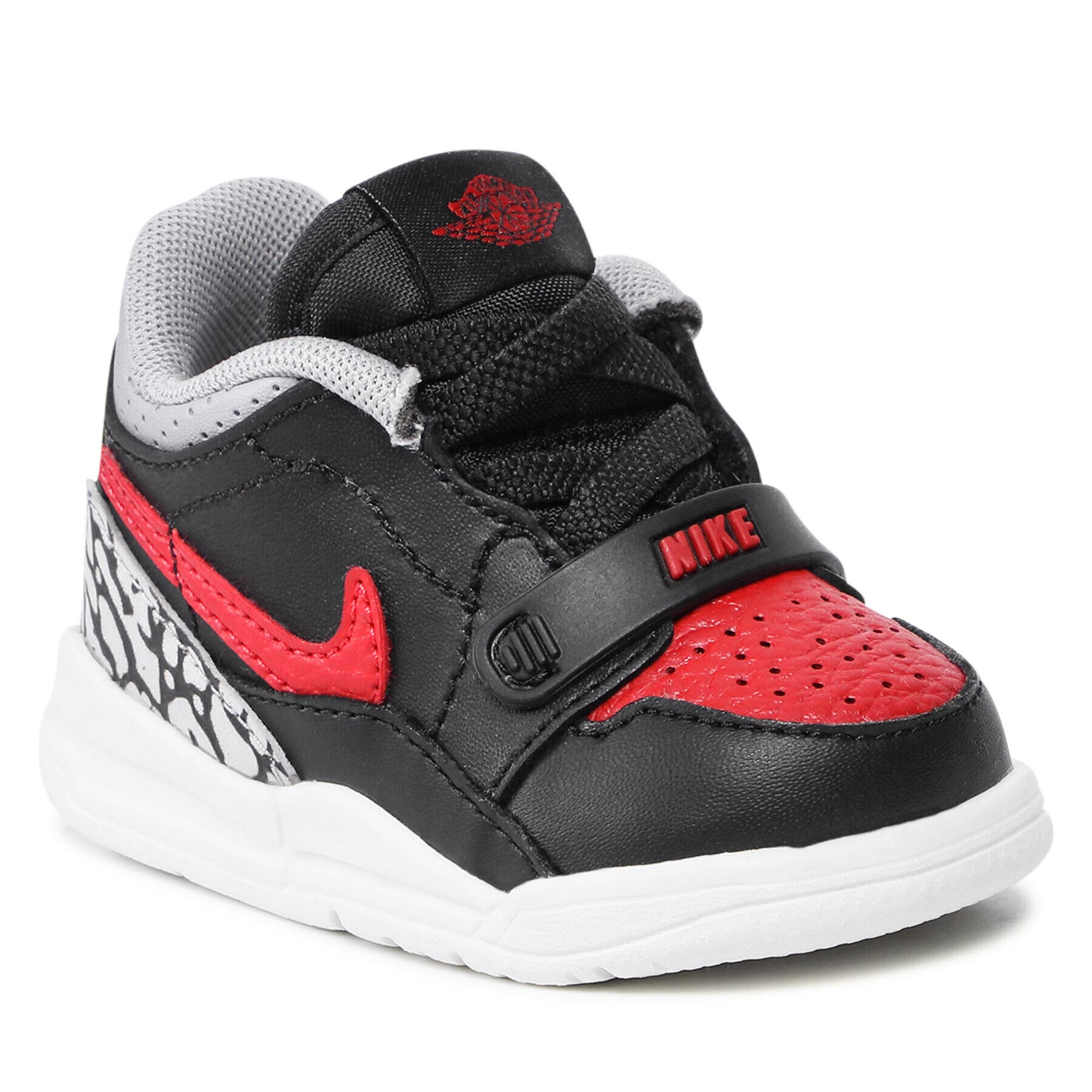 Nike Обувки Jordan Legacy 312 Low (TD) CD9056 006 Черен - Pepit.bg