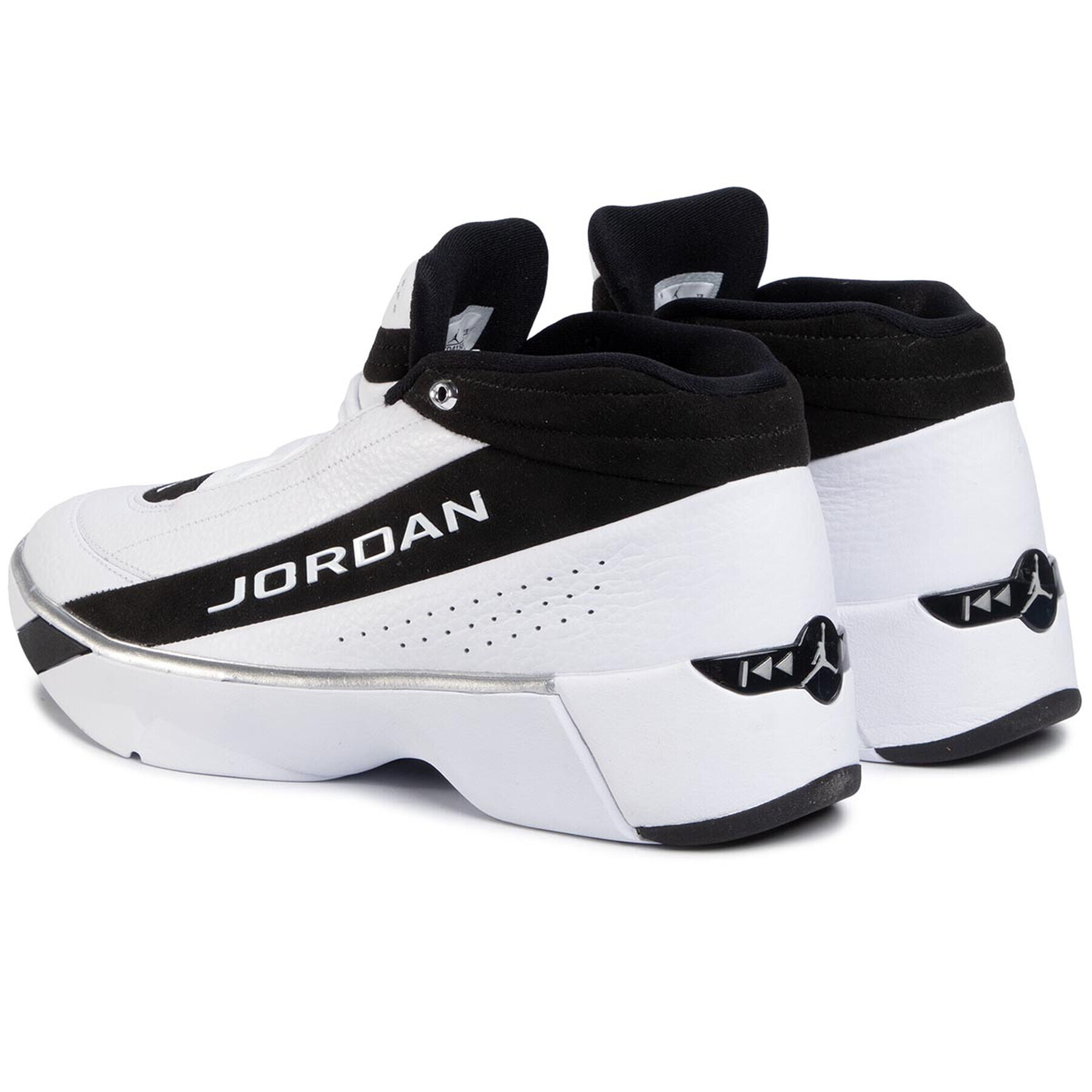 Nike Обувки Jordan Team Showcase CD4150 100 Бял - Pepit.bg