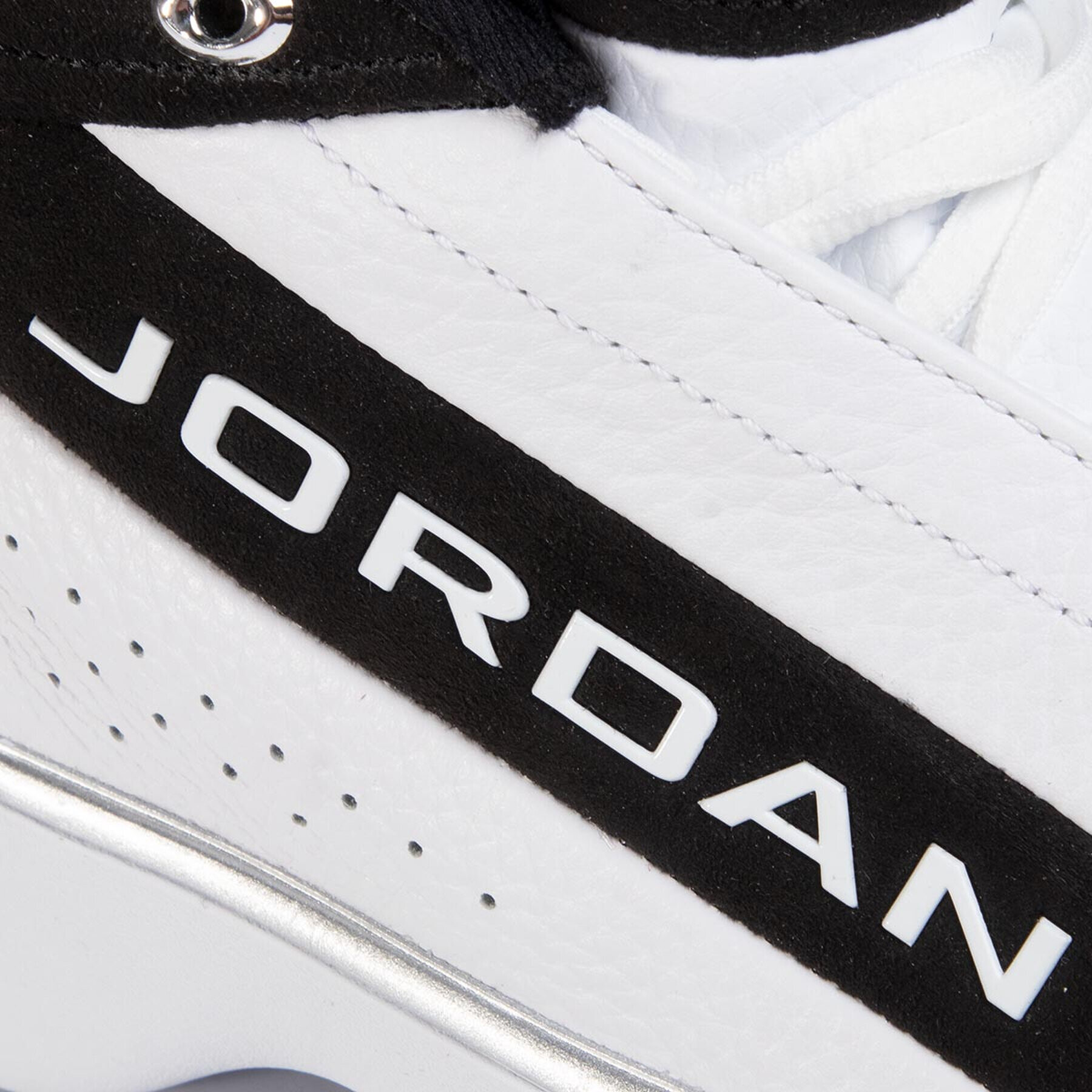 Nike Обувки Jordan Team Showcase CD4150 100 Бял - Pepit.bg