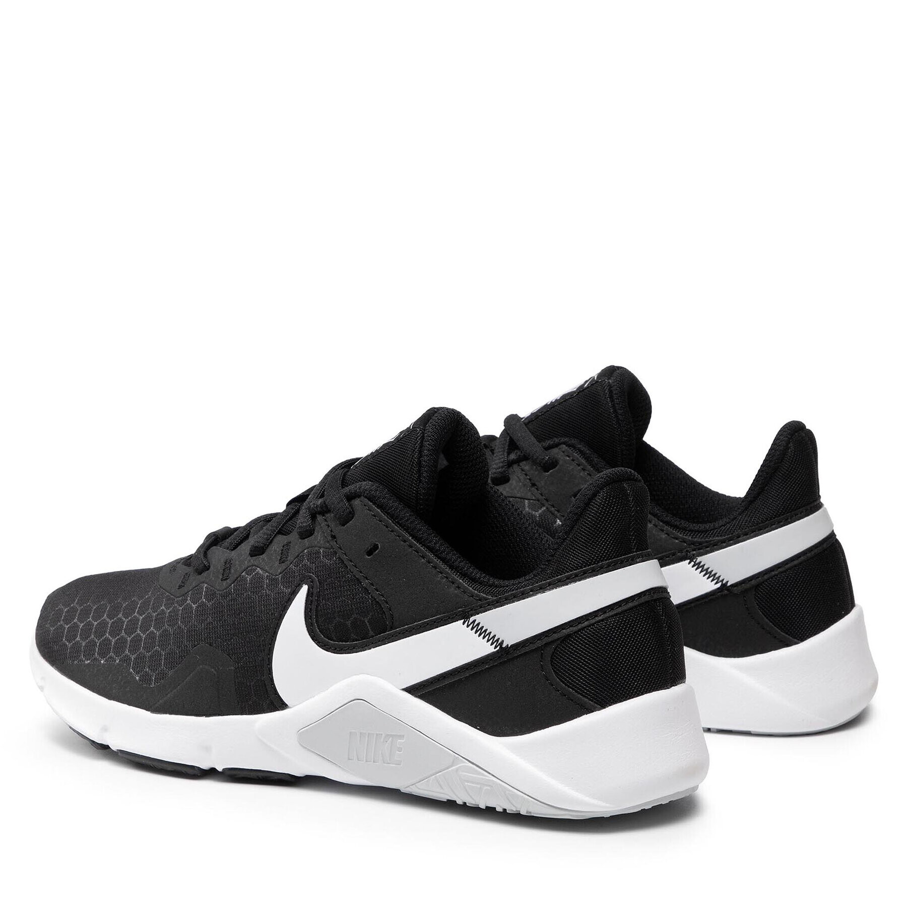 Nike Обувки Legend Essential 2 CQ9545 001 Черен - Pepit.bg