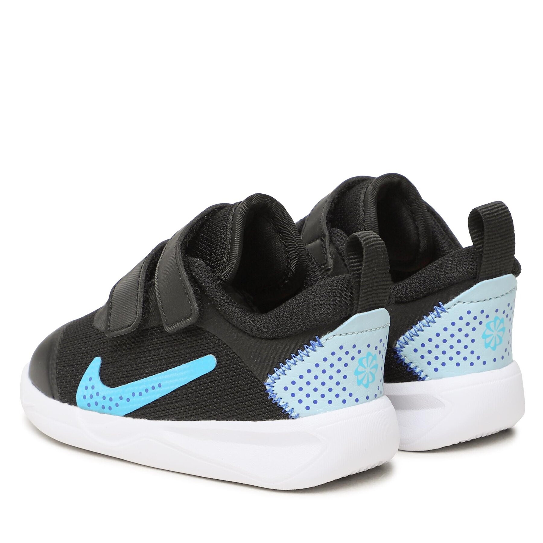 Nike Обувки Omni Multi-Court (TD) DM9028 005 Черен - Pepit.bg