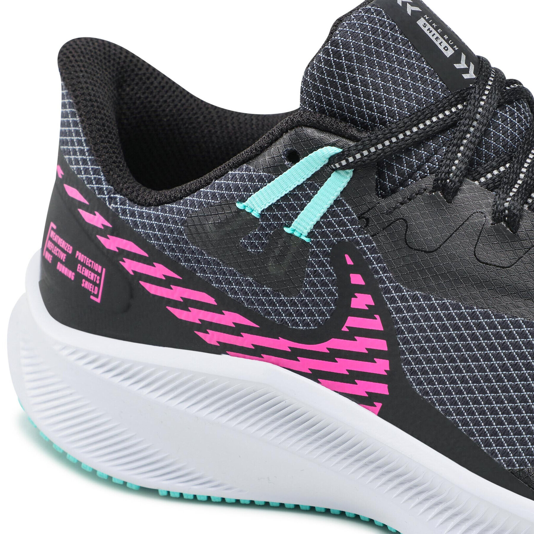 Nike Обувки Quest 3 Shield CQ8893 010 Тъмносин - Pepit.bg