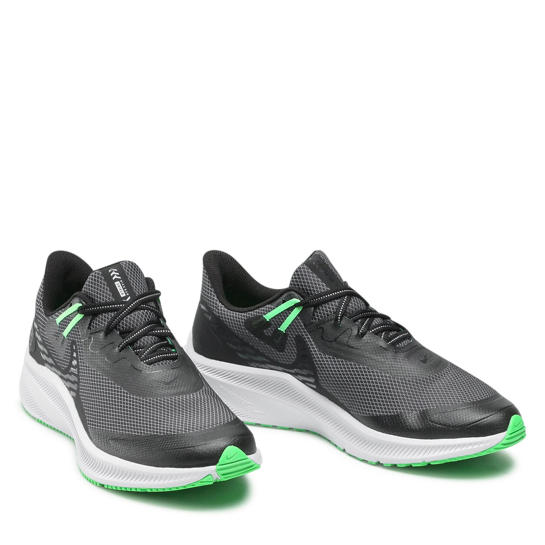 Nike Обувки Quest 3 Shield CQ8894 010 Черен - Pepit.bg