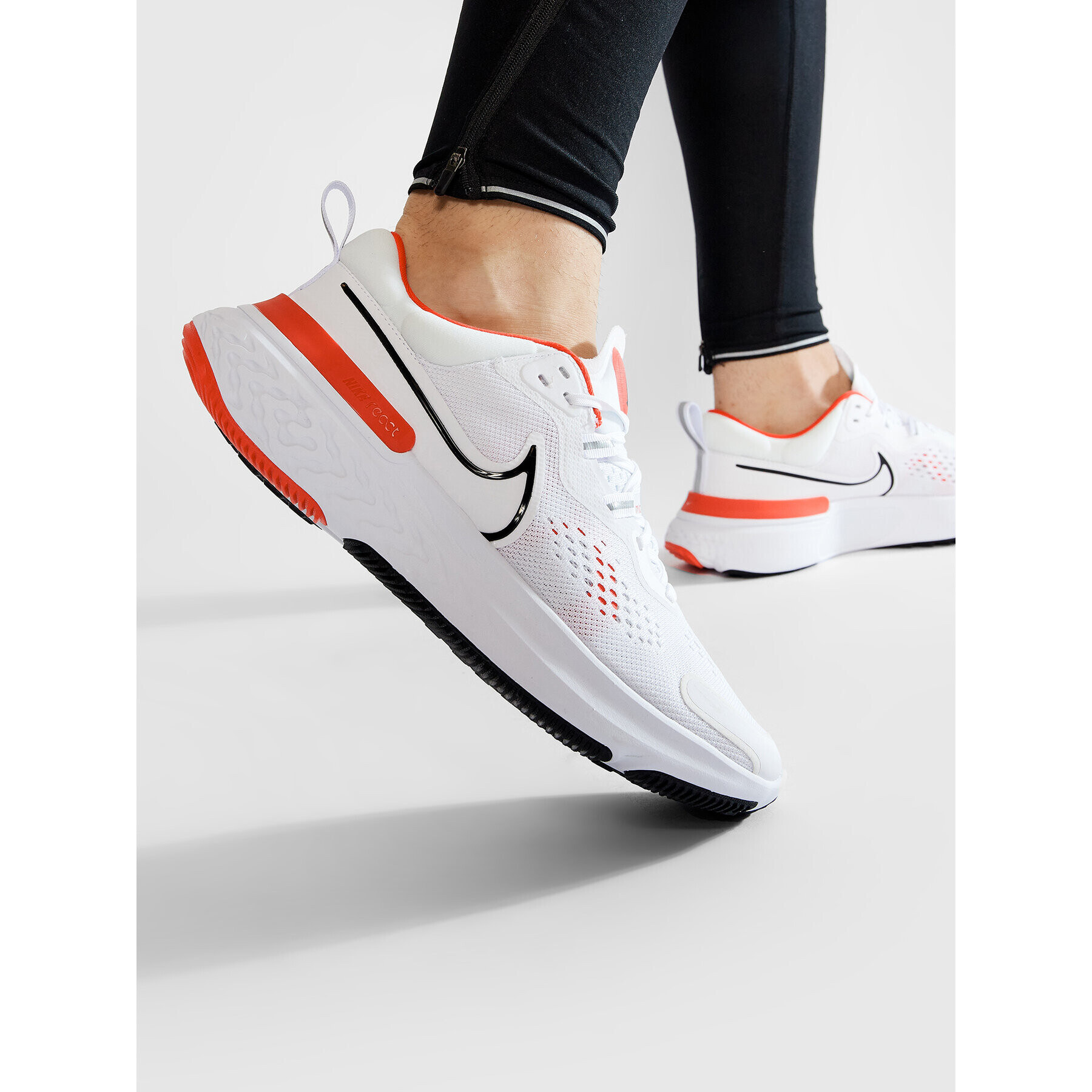 Nike Обувки React Miler 2 CW7121 100 Бял - Pepit.bg